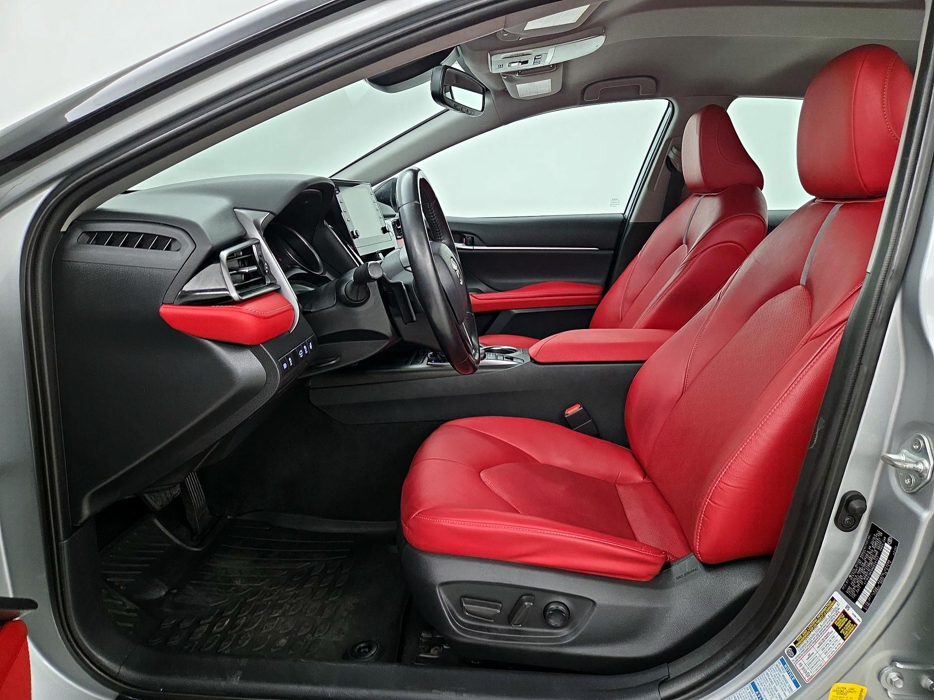 Thumbnail: 2021 Toyota Camry - 11
