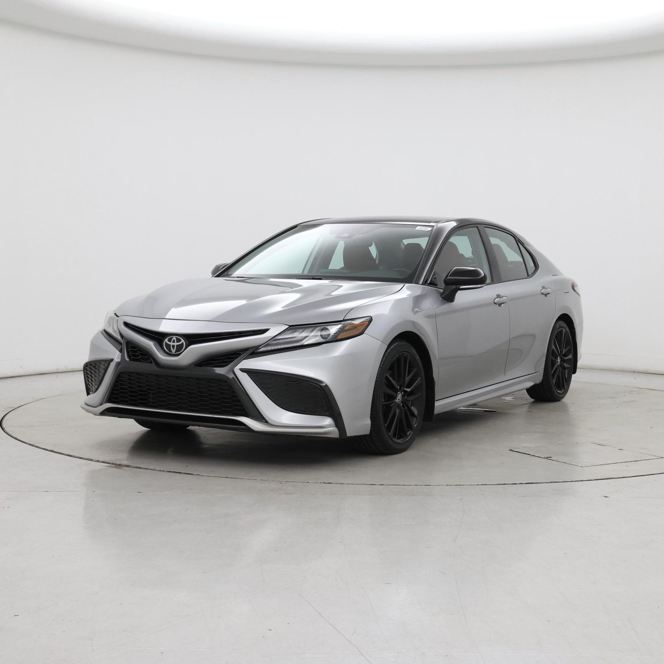 Thumbnail: 2021 Toyota Camry - 4