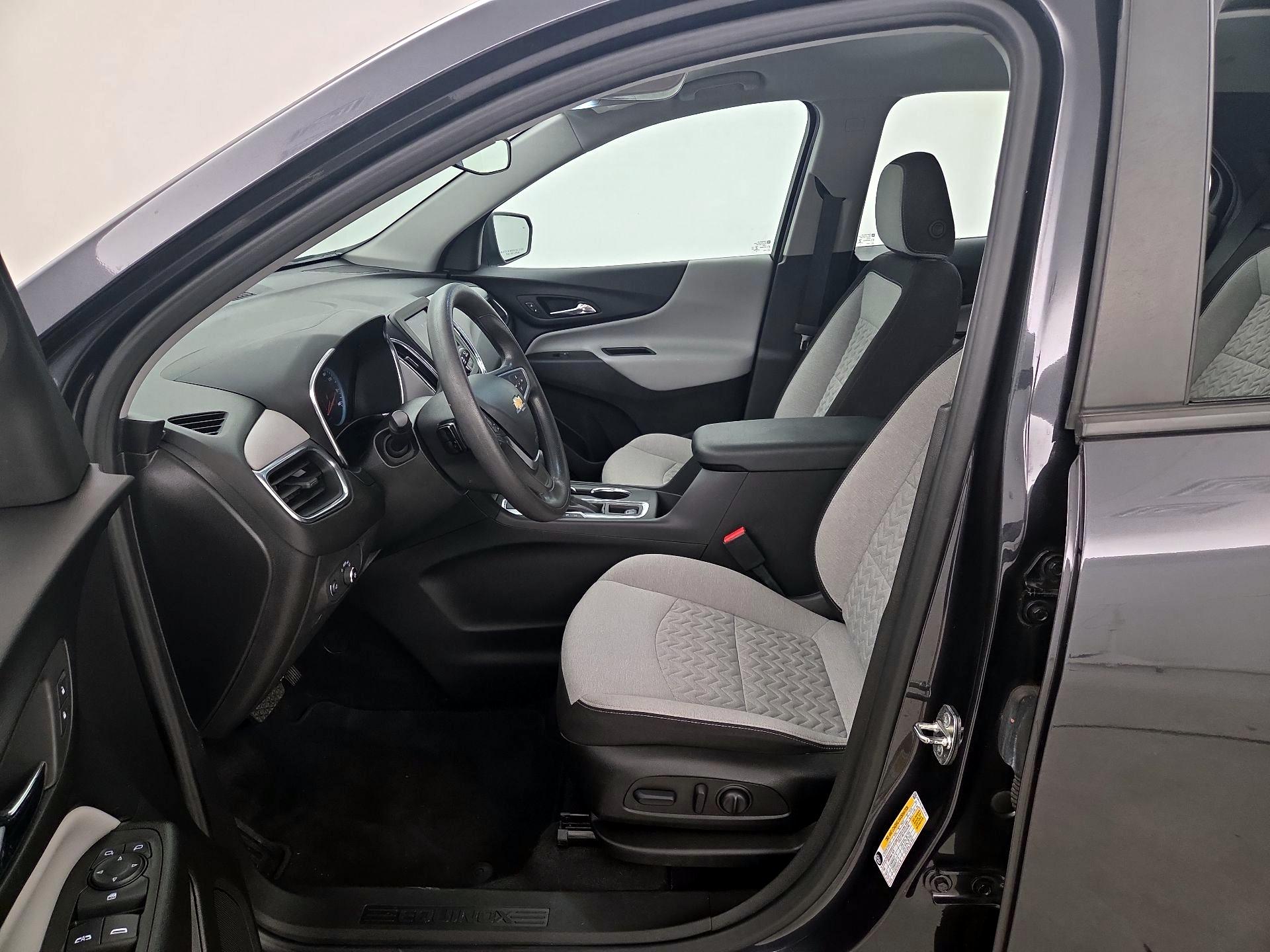 Thumbnail: 2022 Chevrolet Equinox - 11