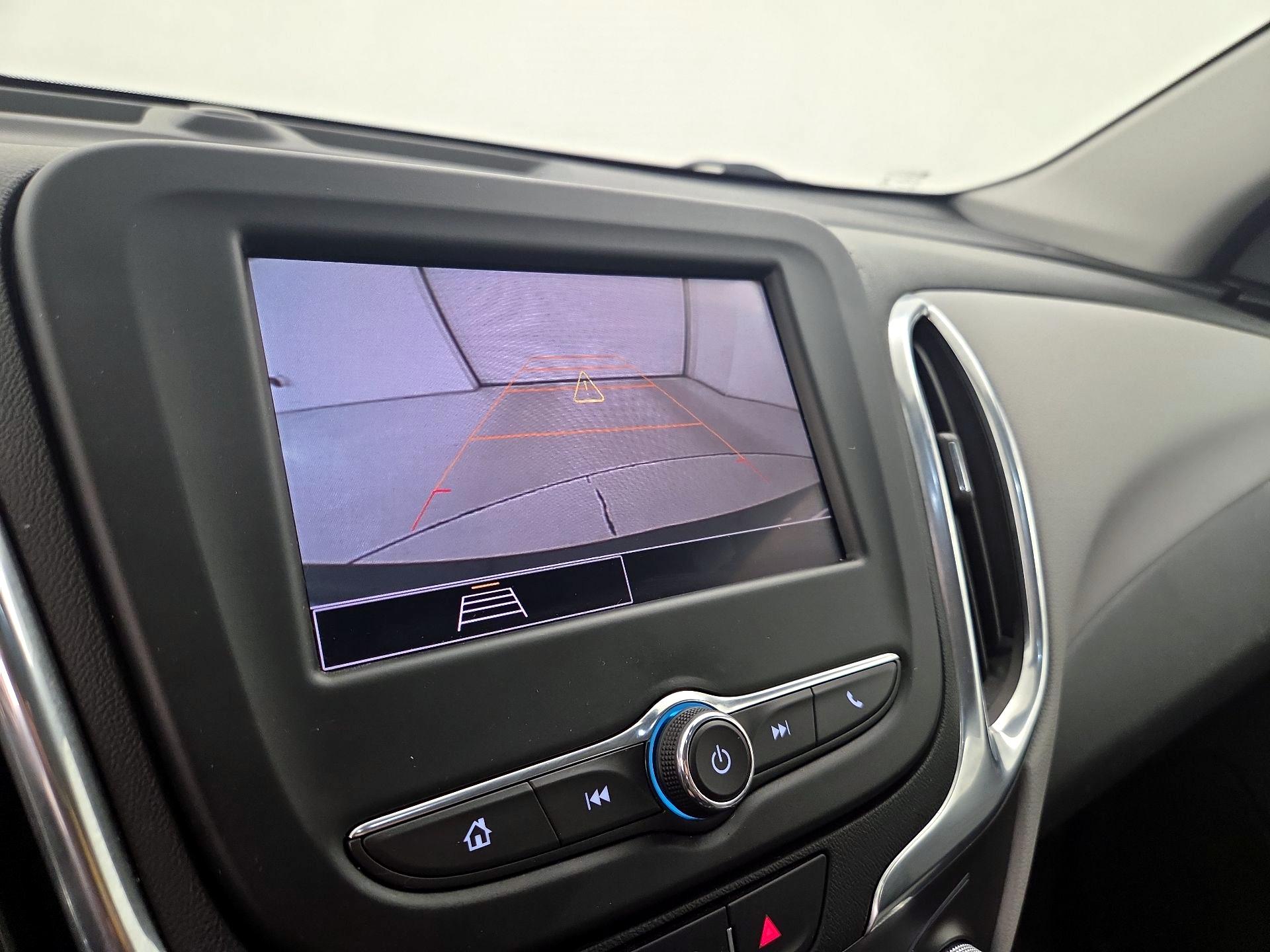 Thumbnail: 2022 Chevrolet Equinox - 14