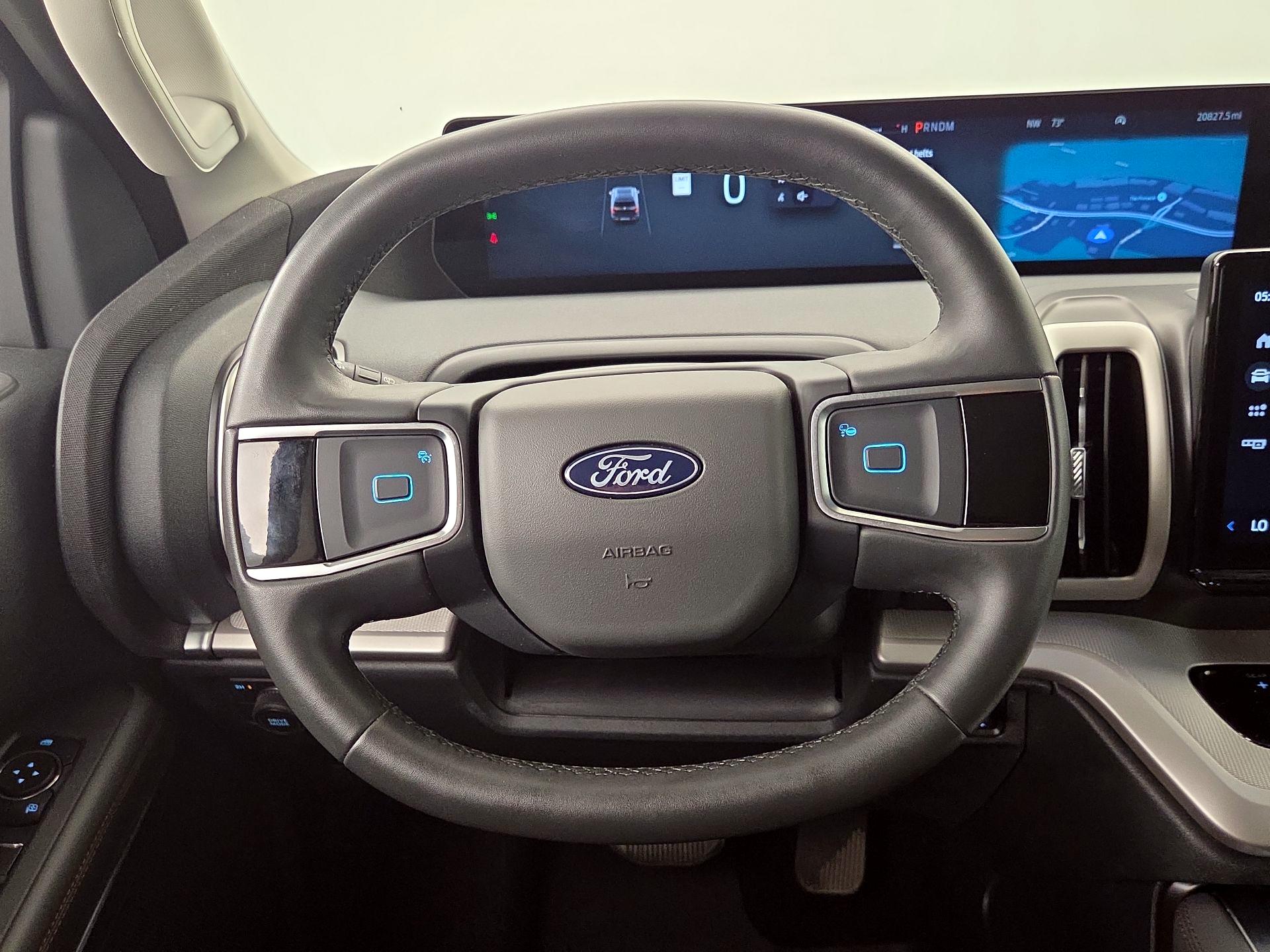 Thumbnail: 2025 Ford Expedition - 10