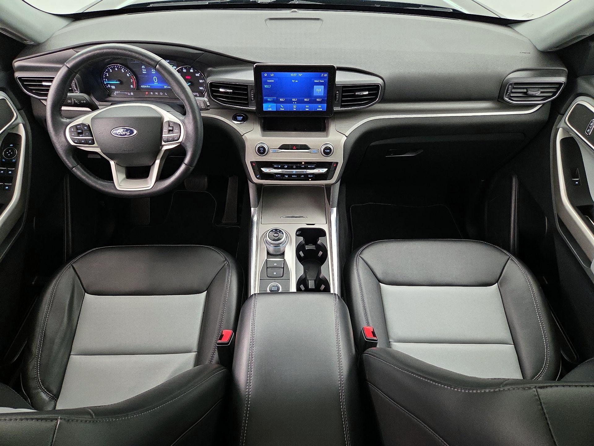Thumbnail: 2023 Ford Explorer - 9