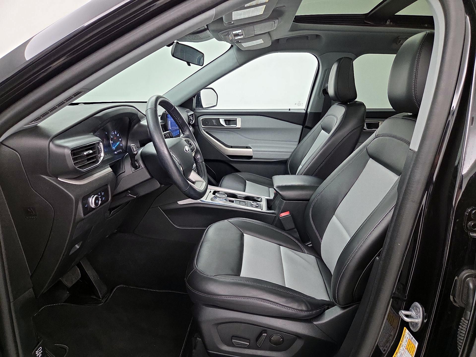 Thumbnail: 2023 Ford Explorer - 11
