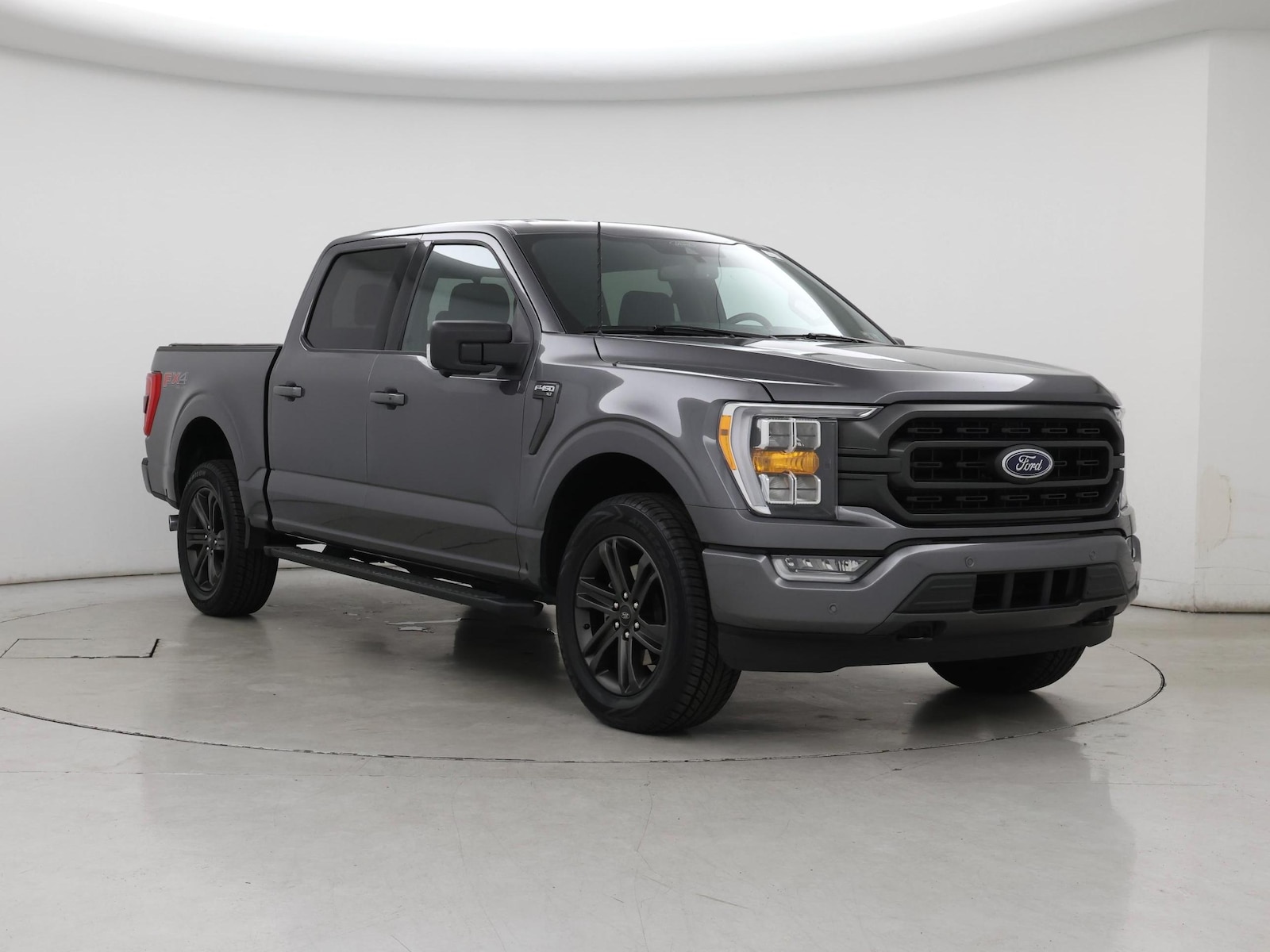 2021 Ford F-150 XLT - Photo 2