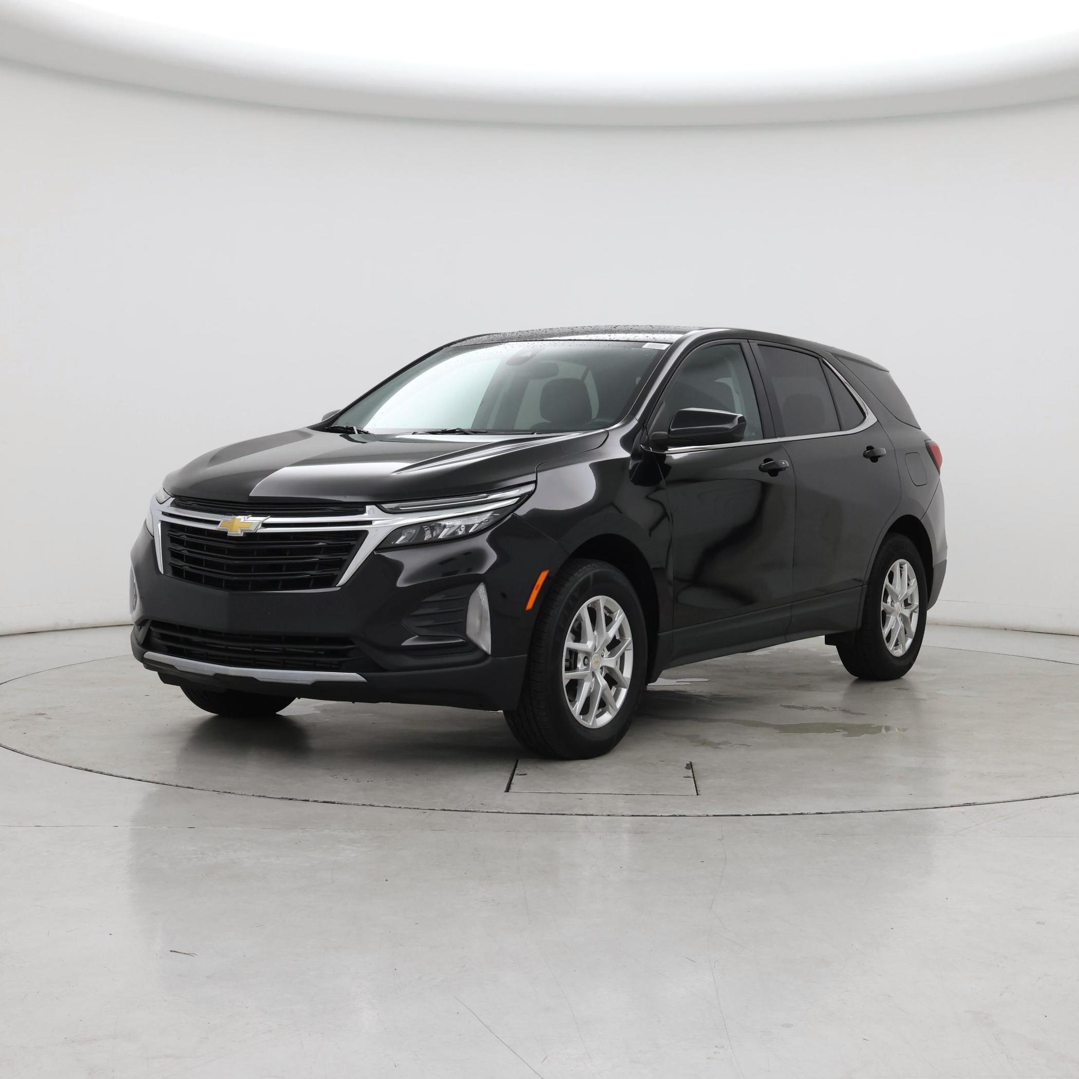 Thumbnail: 2022 Chevrolet Equinox - 4