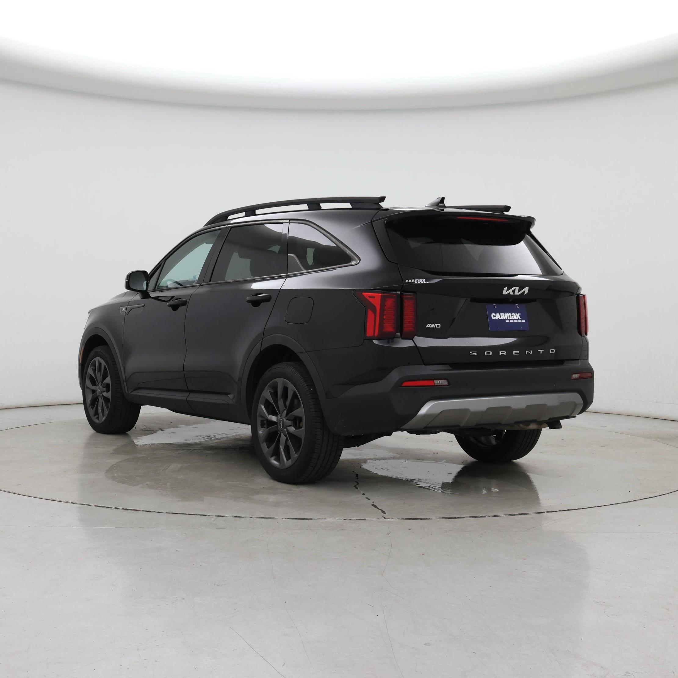 Thumbnail: 2022 Kia Sorento - 2
