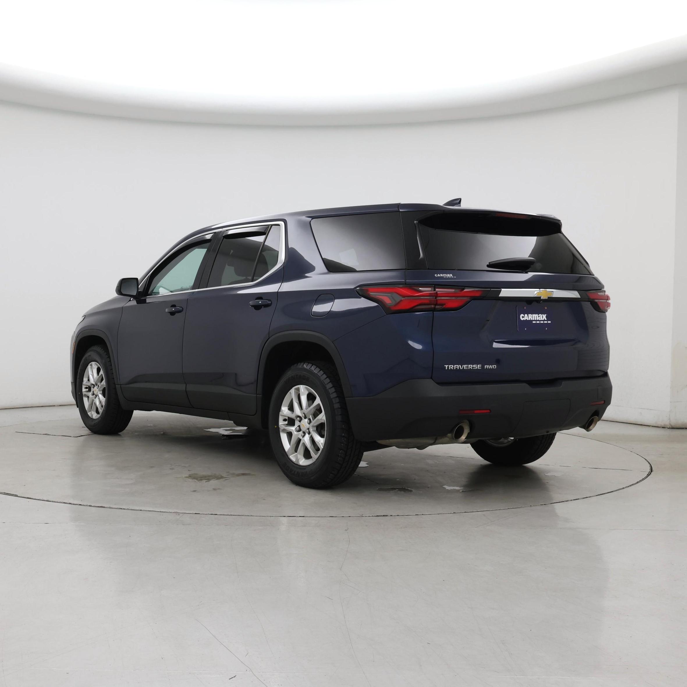 Thumbnail: 2023 Chevrolet Traverse - 2