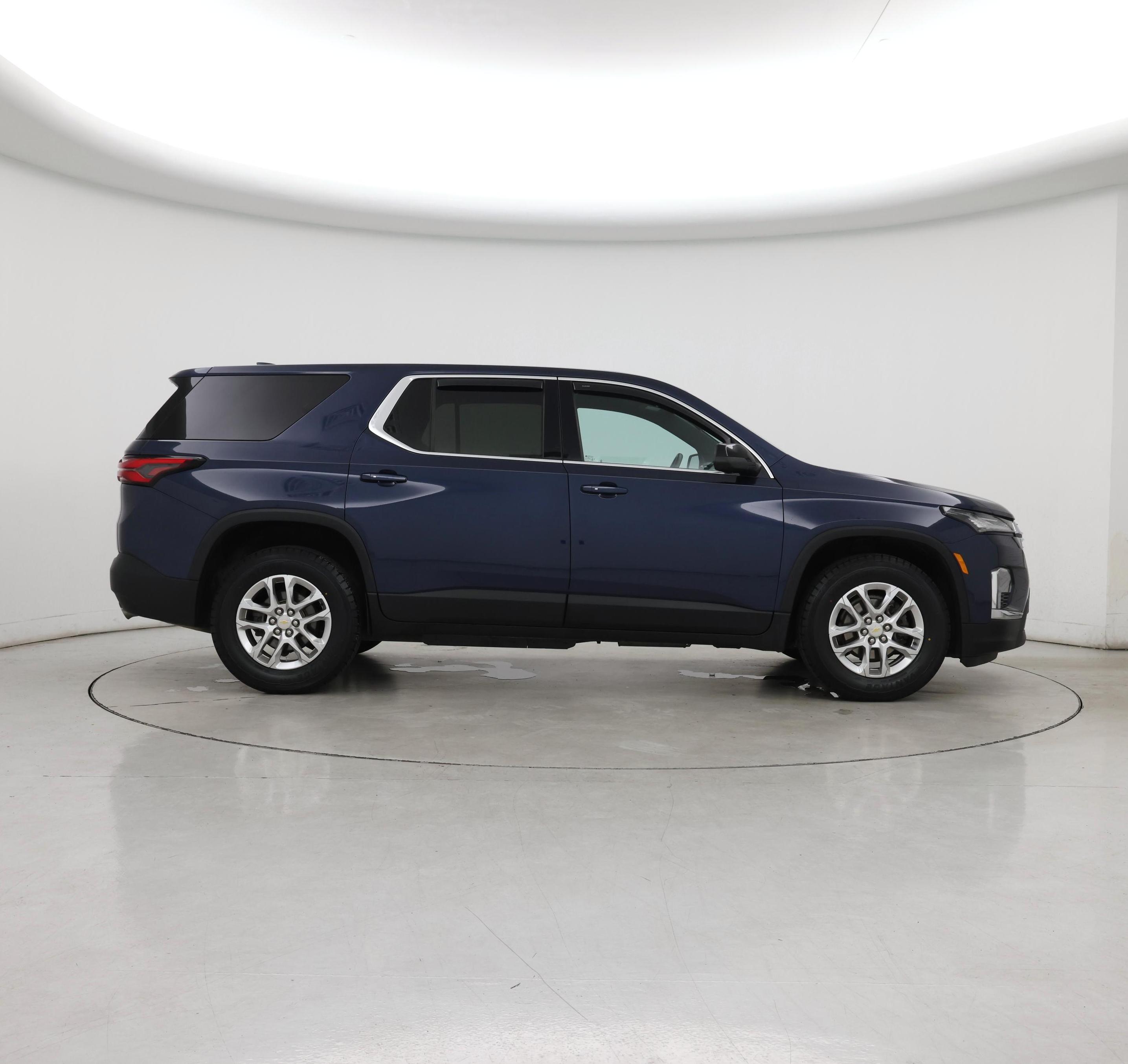 Thumbnail: 2023 Chevrolet Traverse - 7