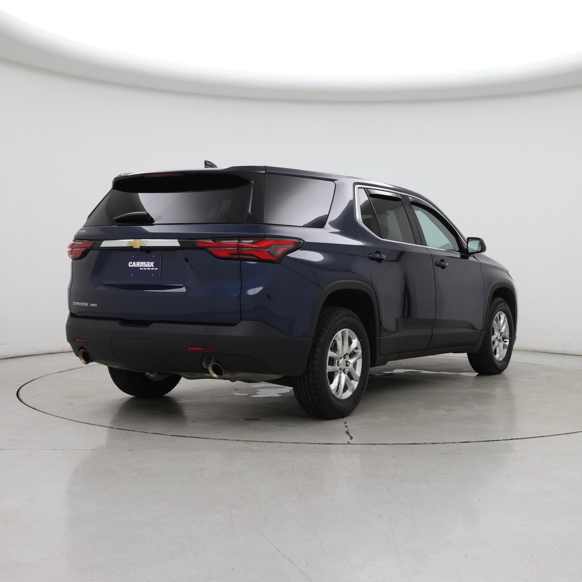 Thumbnail: 2023 Chevrolet Traverse - 8