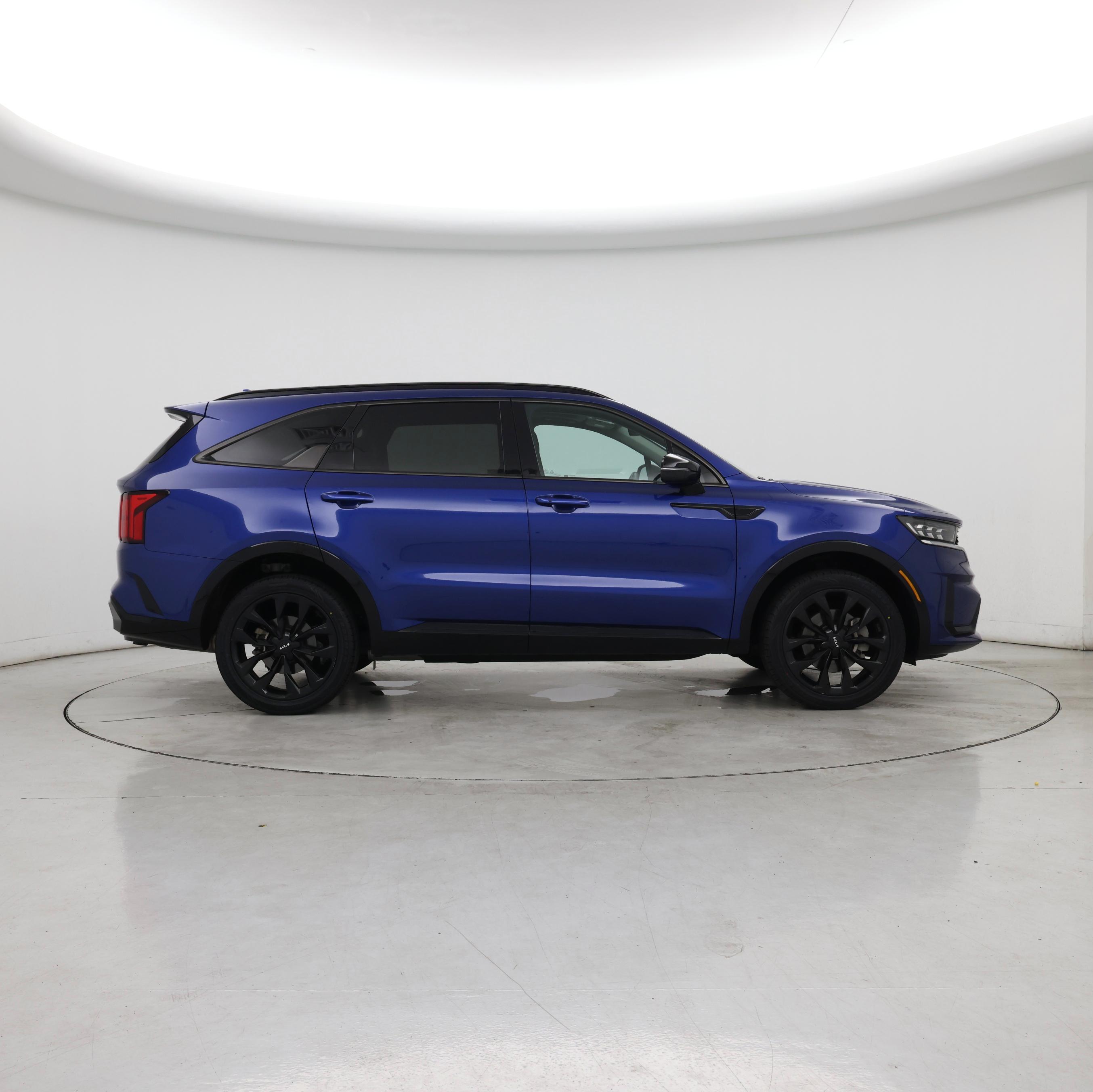 Thumbnail: 2023 Kia Sorento - 7