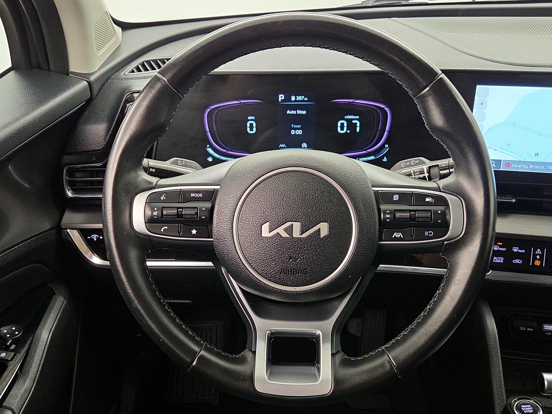 Thumbnail: 2023 Kia Sportage - 10
