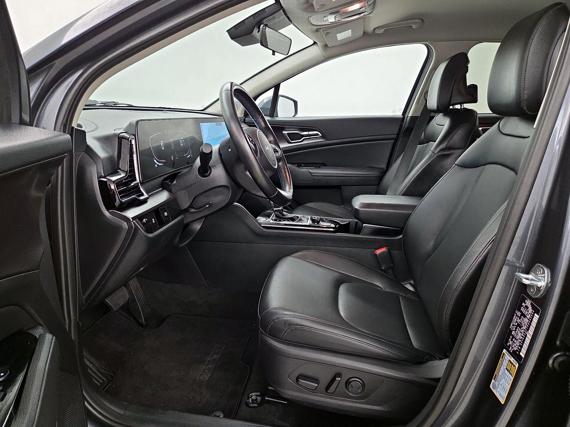 Thumbnail: 2023 Kia Sportage - 11