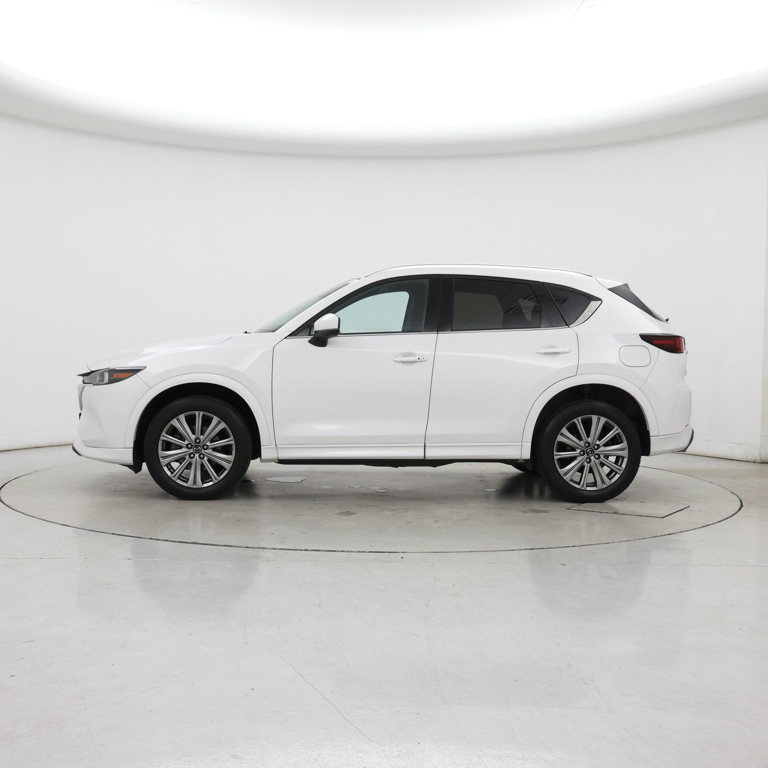 Thumbnail: 2023 Mazda CX-5 - 3