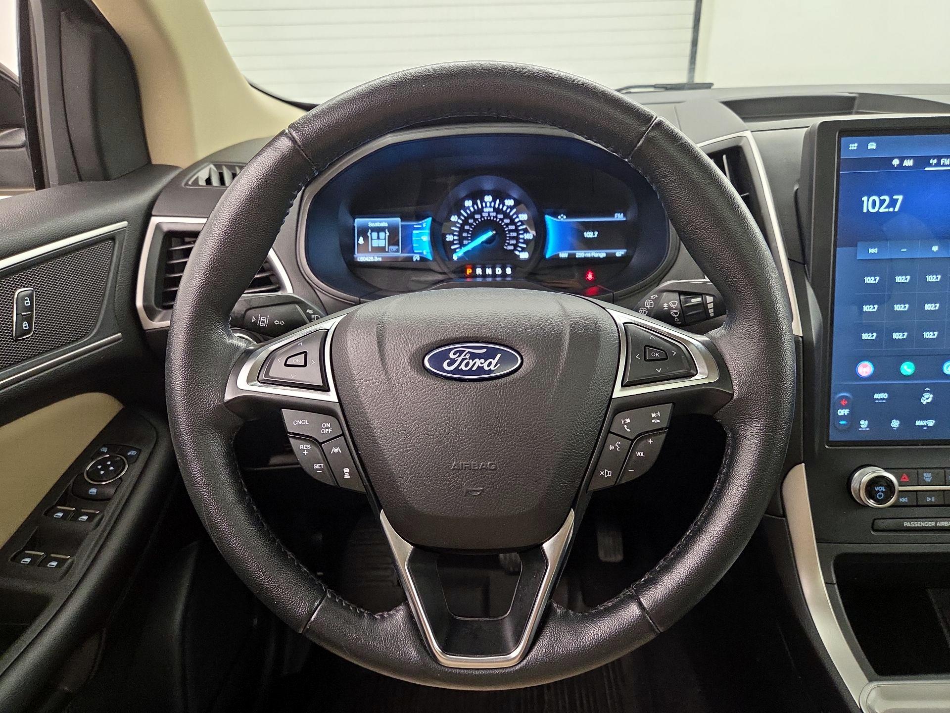 Thumbnail: 2023 Ford Edge - 11
