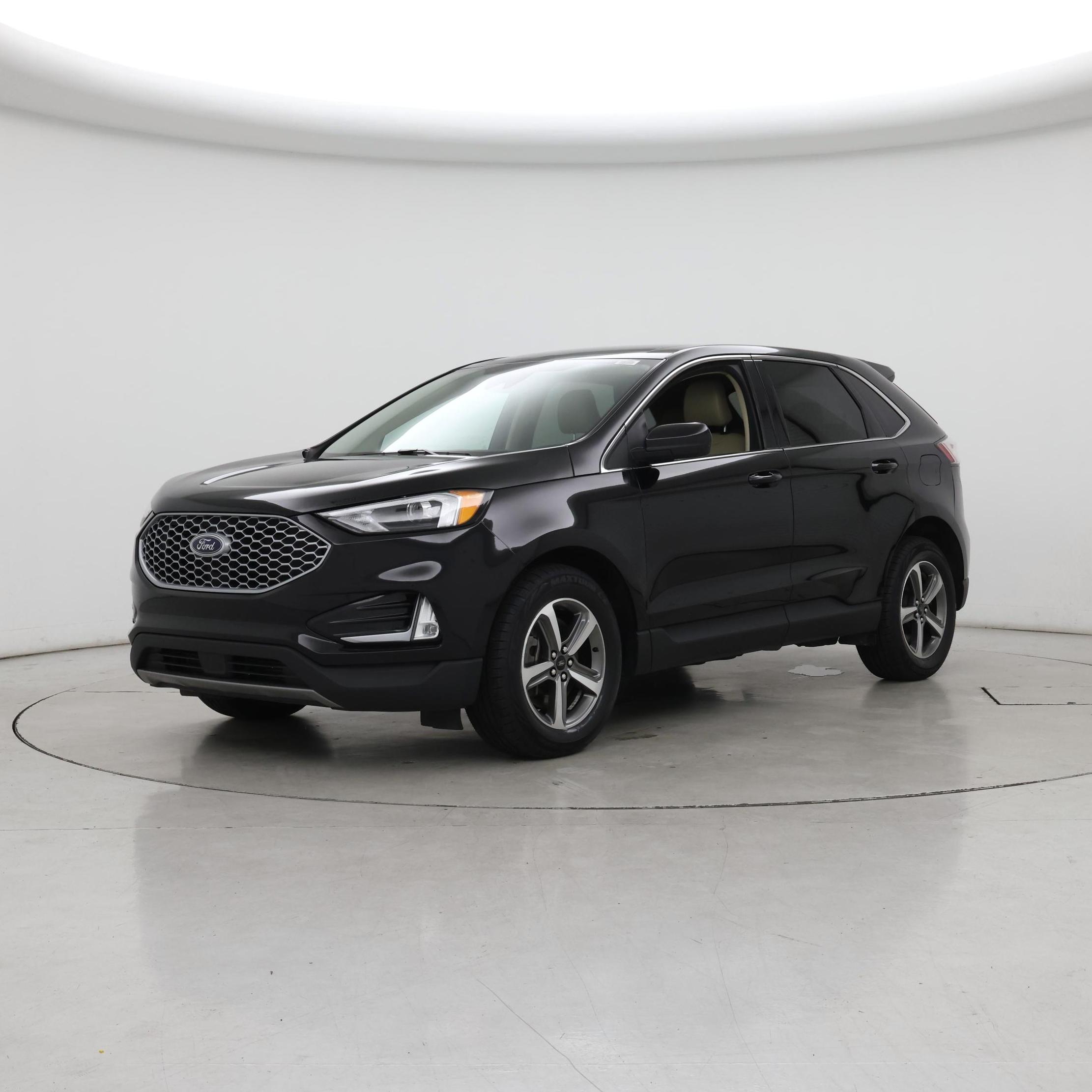 Thumbnail: 2023 Ford Edge - 4