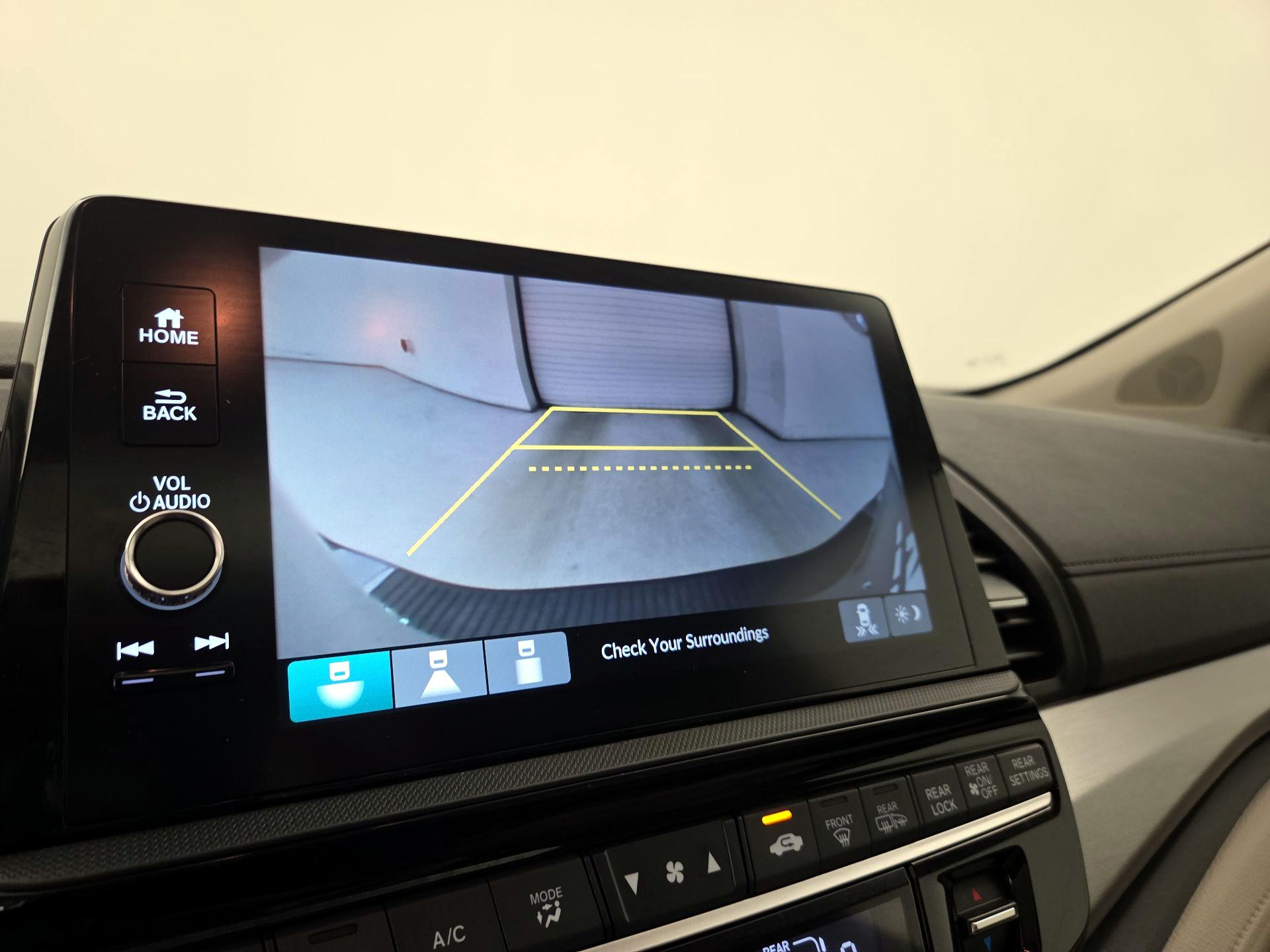 Thumbnail: 2025 Honda Odyssey - 14