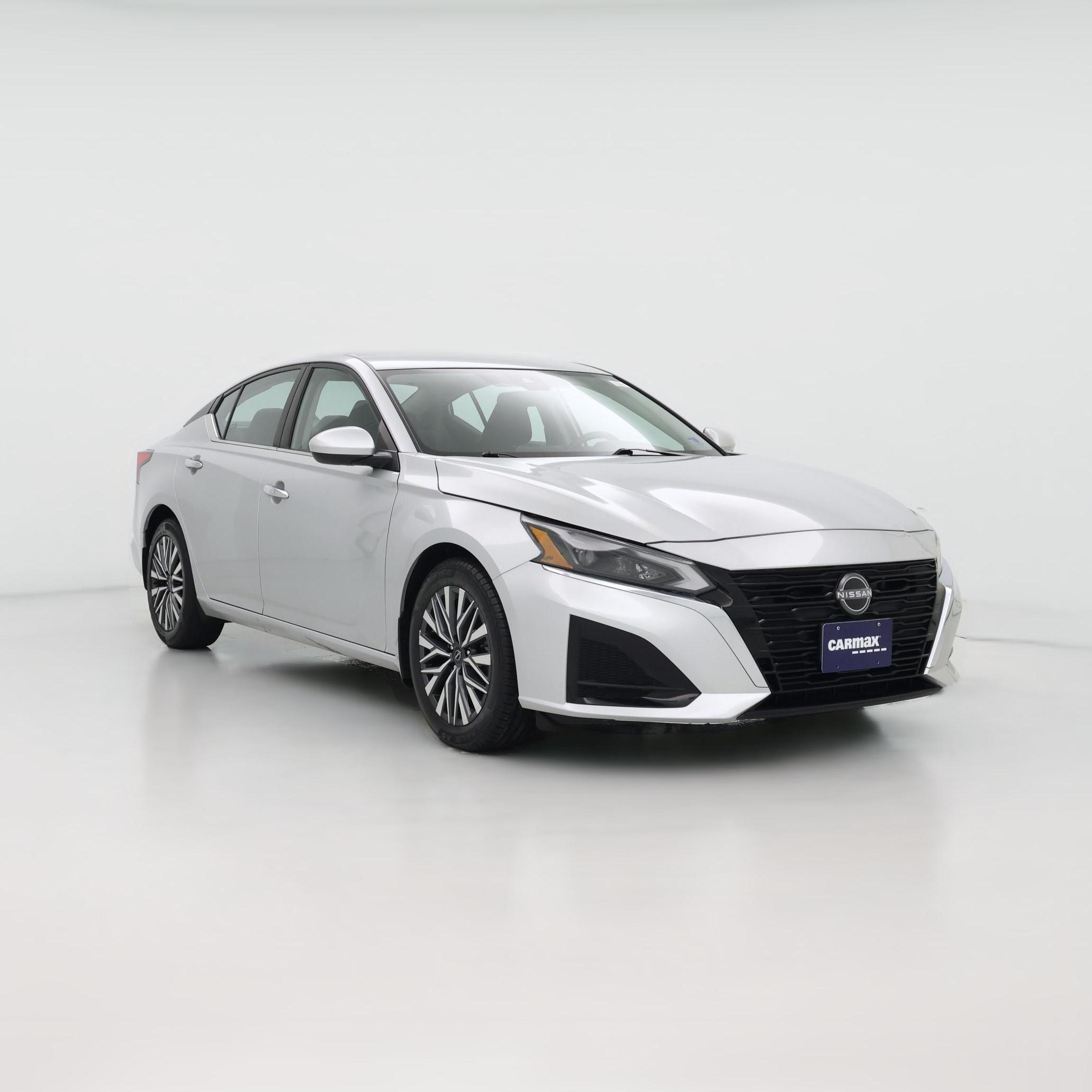 Thumbnail: 2023 Nissan Altima - 1