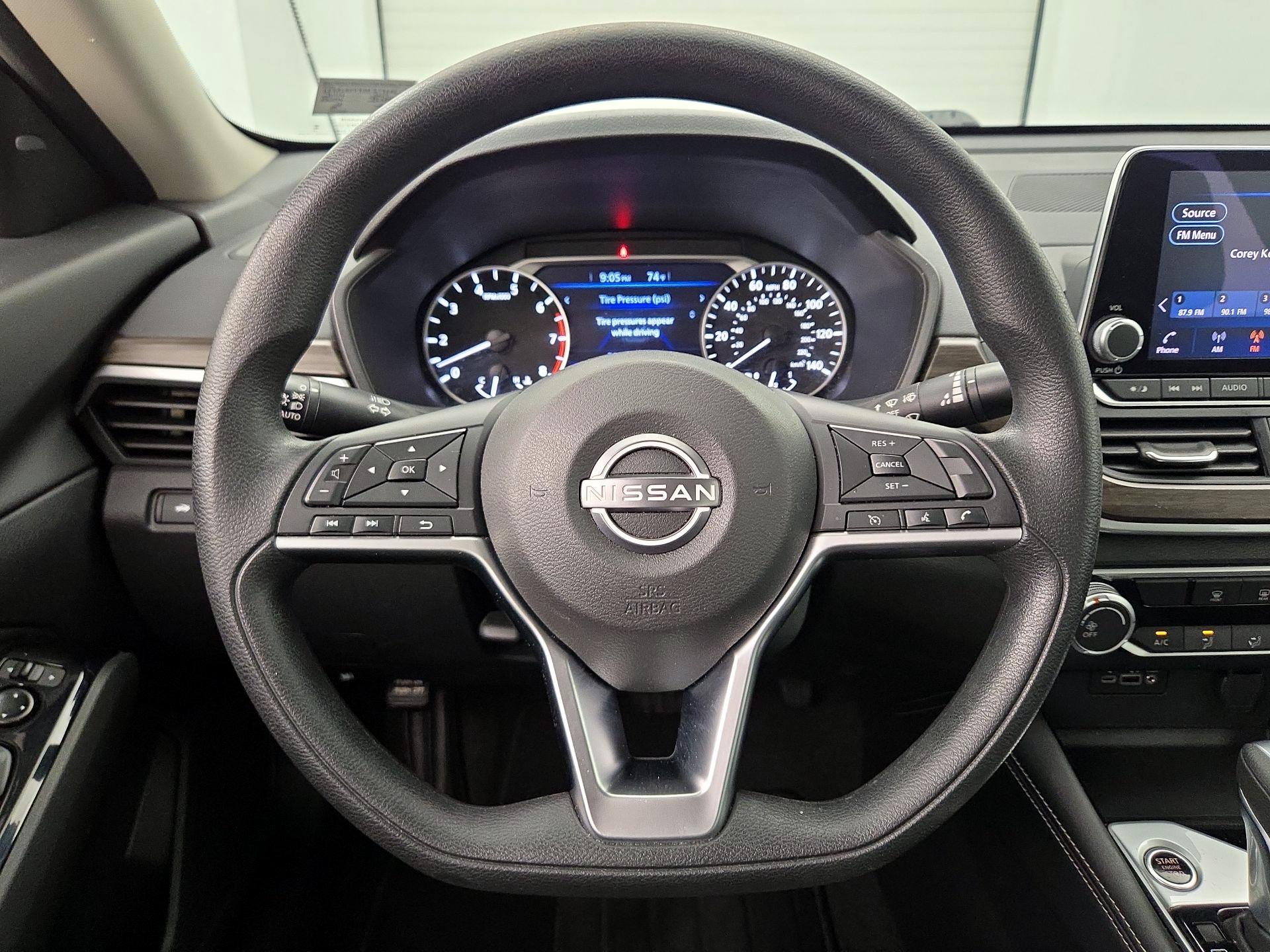 Thumbnail: 2023 Nissan Altima - 10