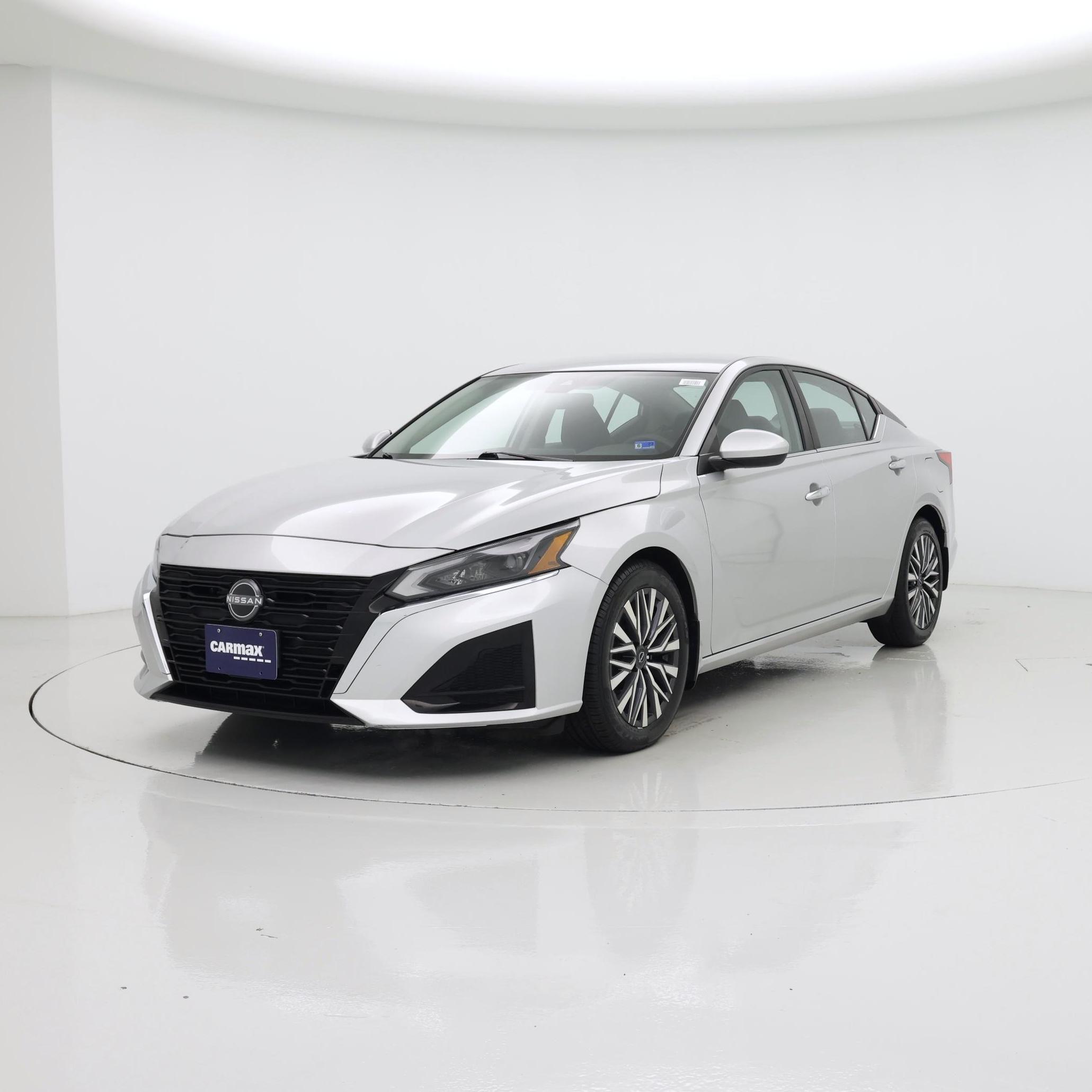 Thumbnail: 2023 Nissan Altima - 4