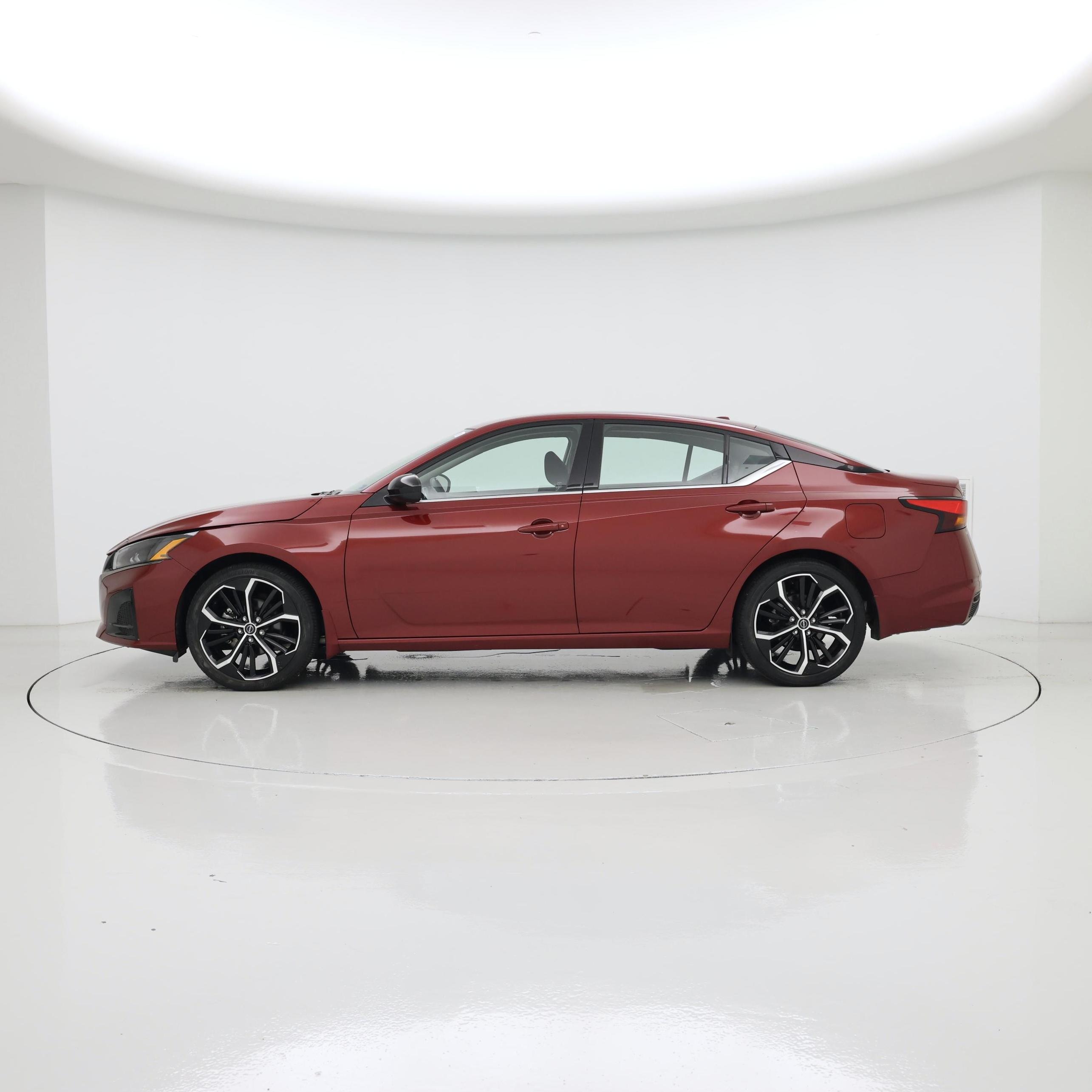 Thumbnail: 2025 Nissan Altima - 3
