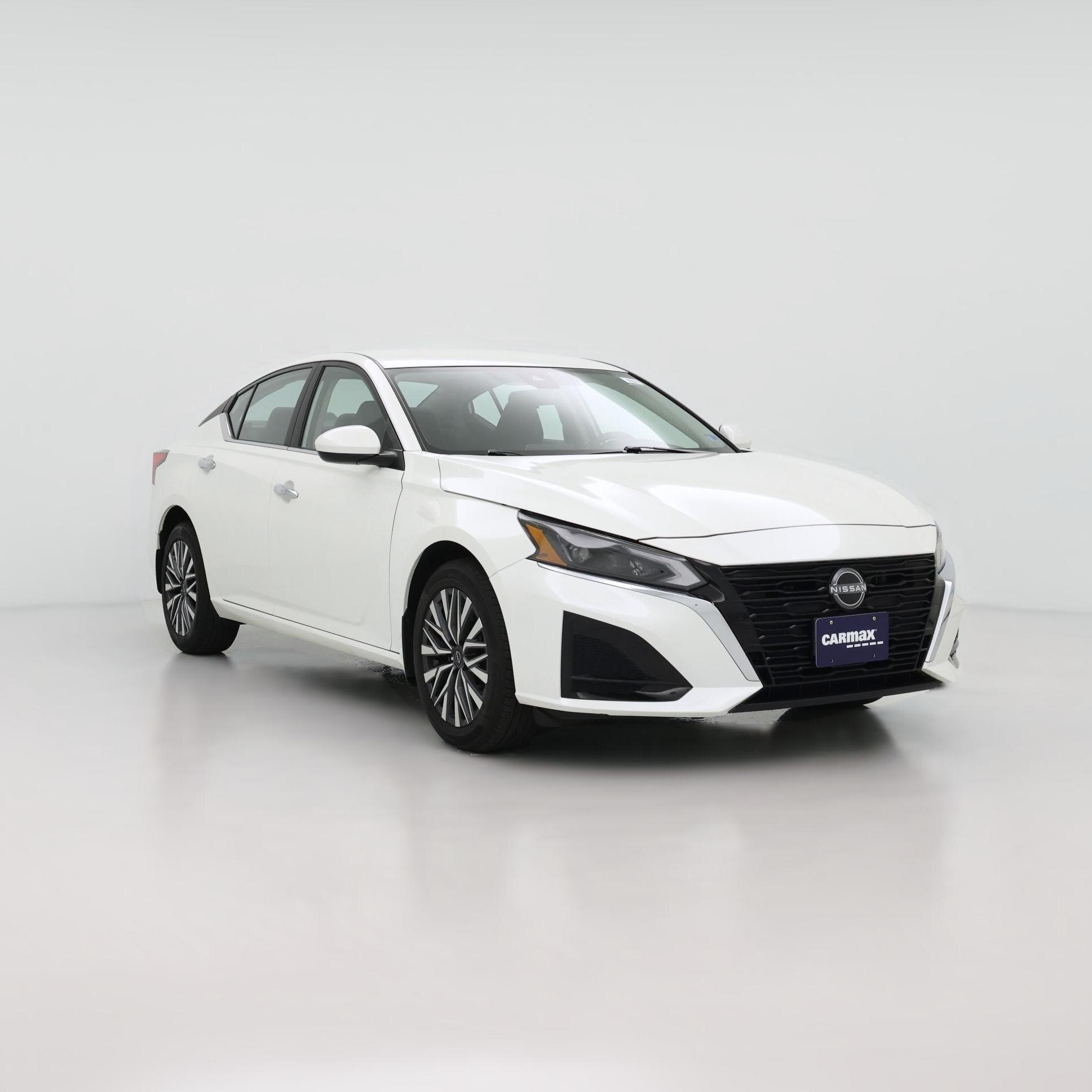 Thumbnail: 2023 Nissan Altima - 1