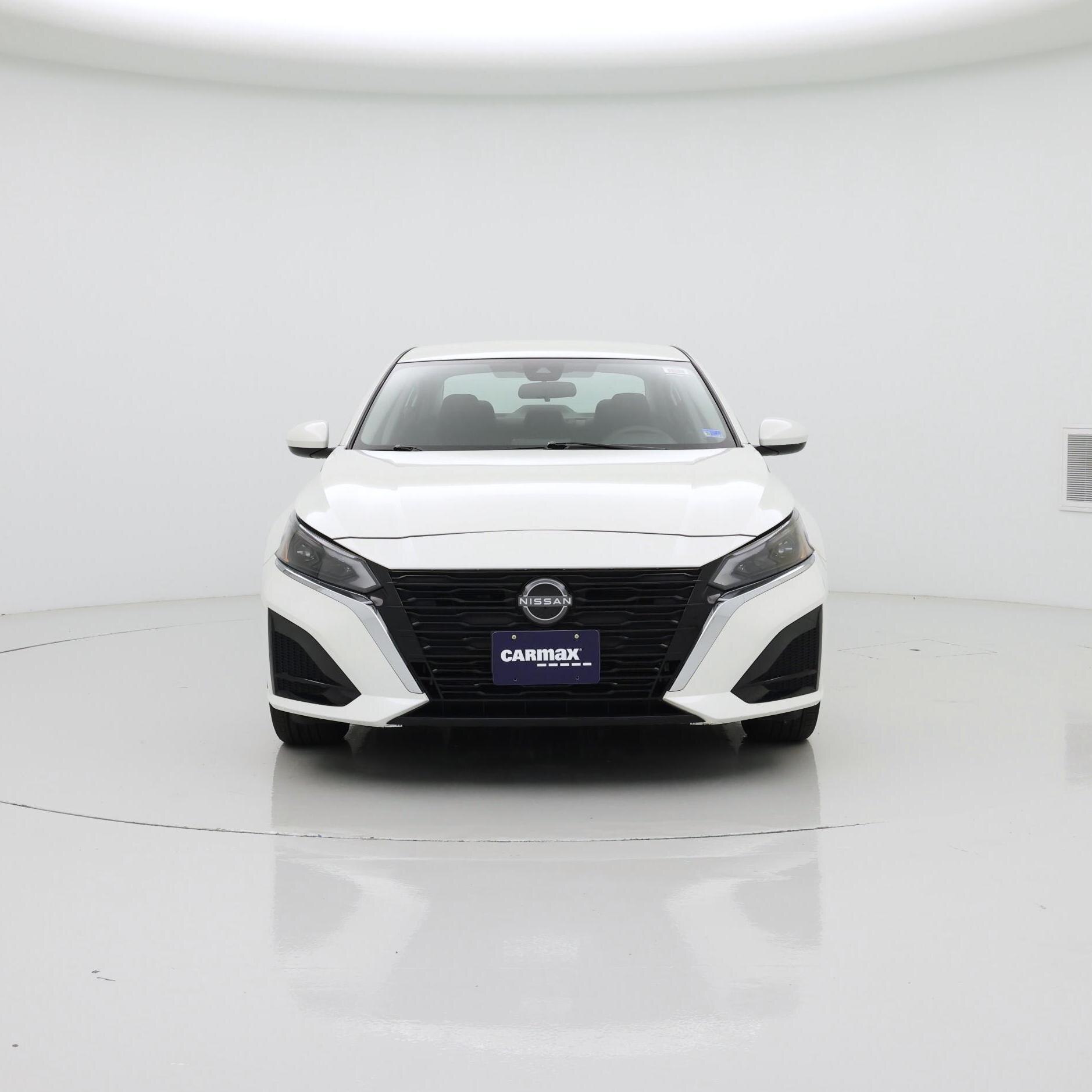 Thumbnail: 2023 Nissan Altima - 5