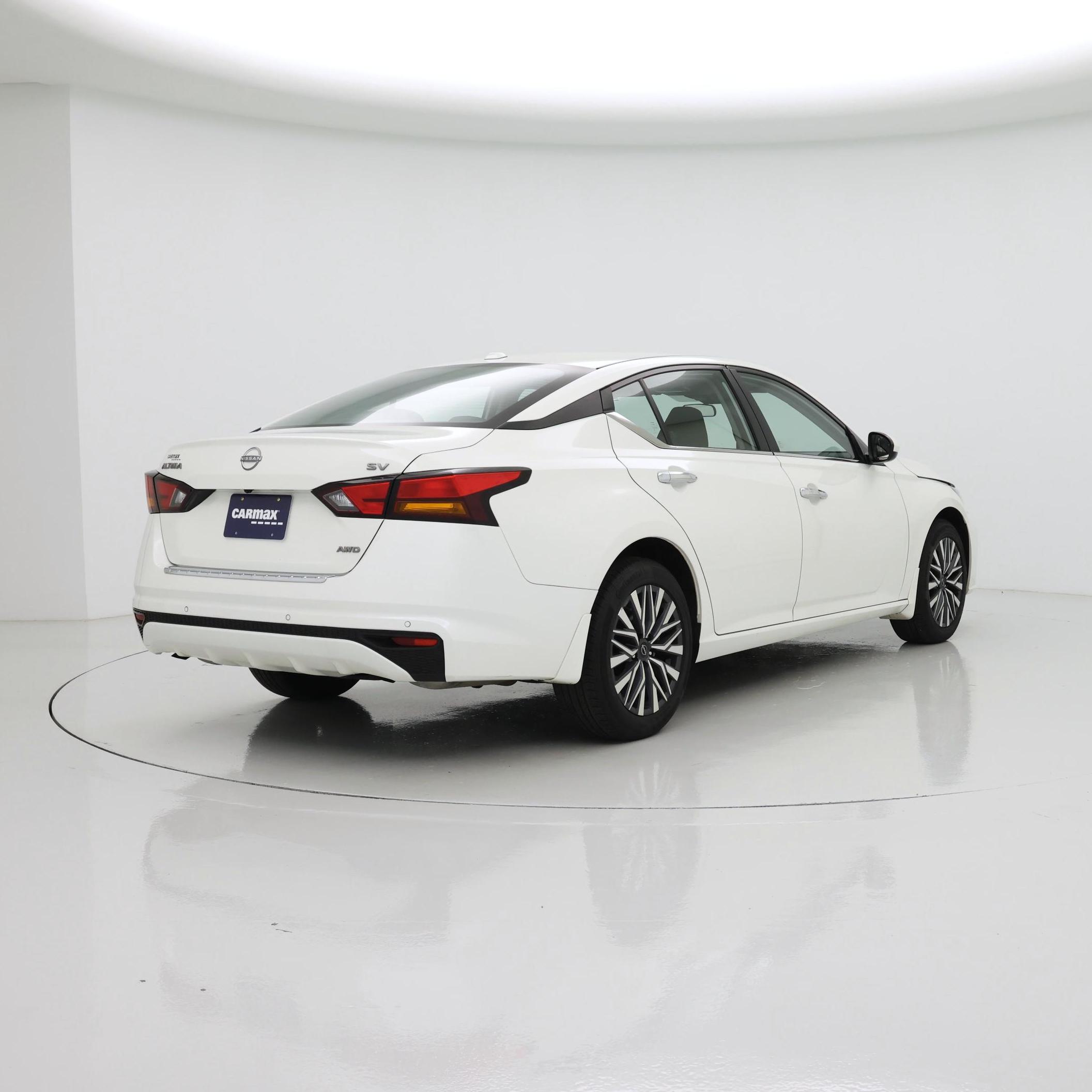 Thumbnail: 2023 Nissan Altima - 8