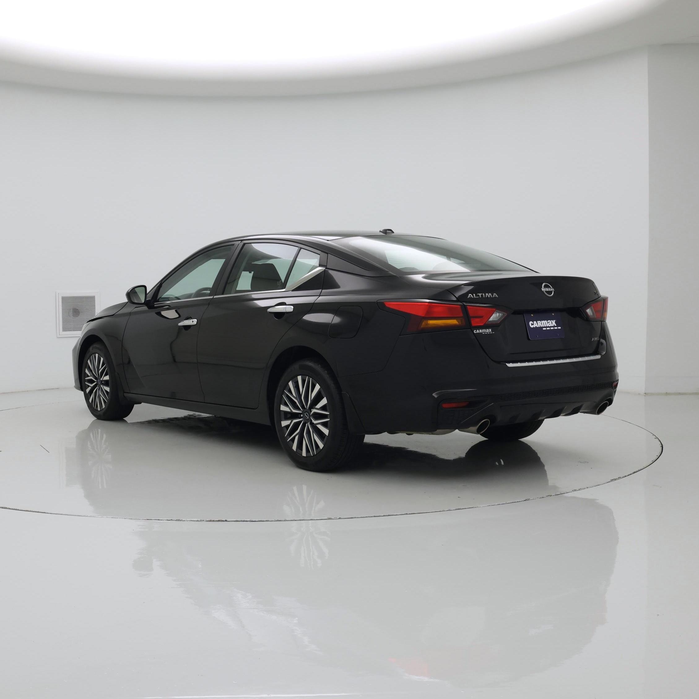Thumbnail: 2023 Nissan Altima - 2