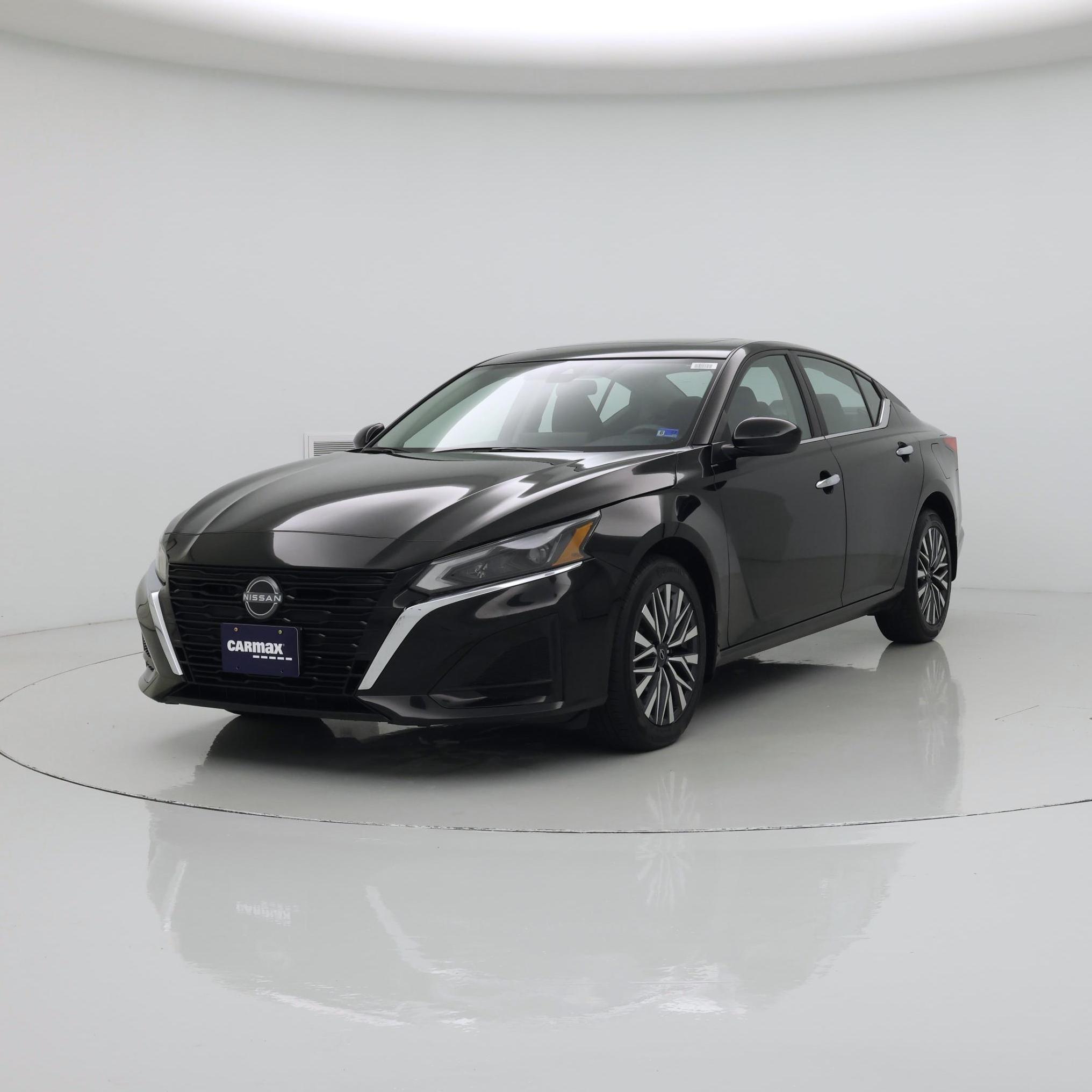 Thumbnail: 2023 Nissan Altima - 4