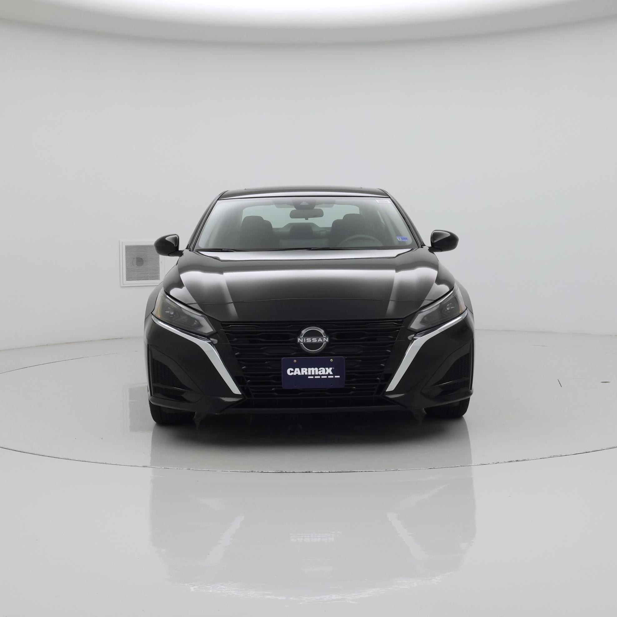 Thumbnail: 2023 Nissan Altima - 5