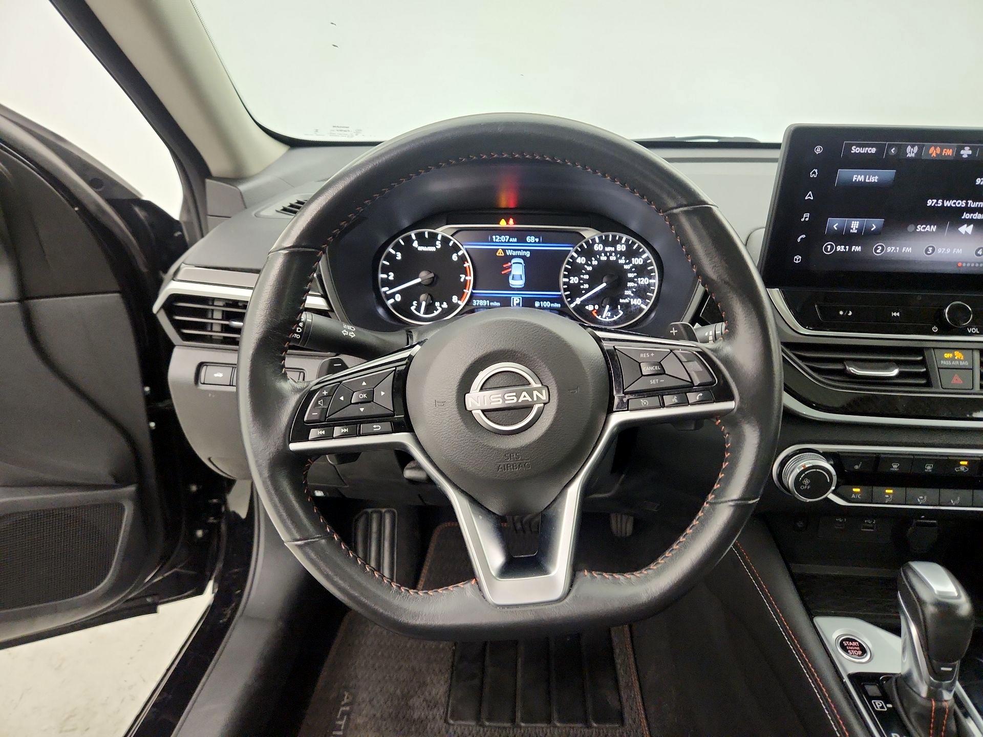 Thumbnail: 2023 Nissan Altima - 10