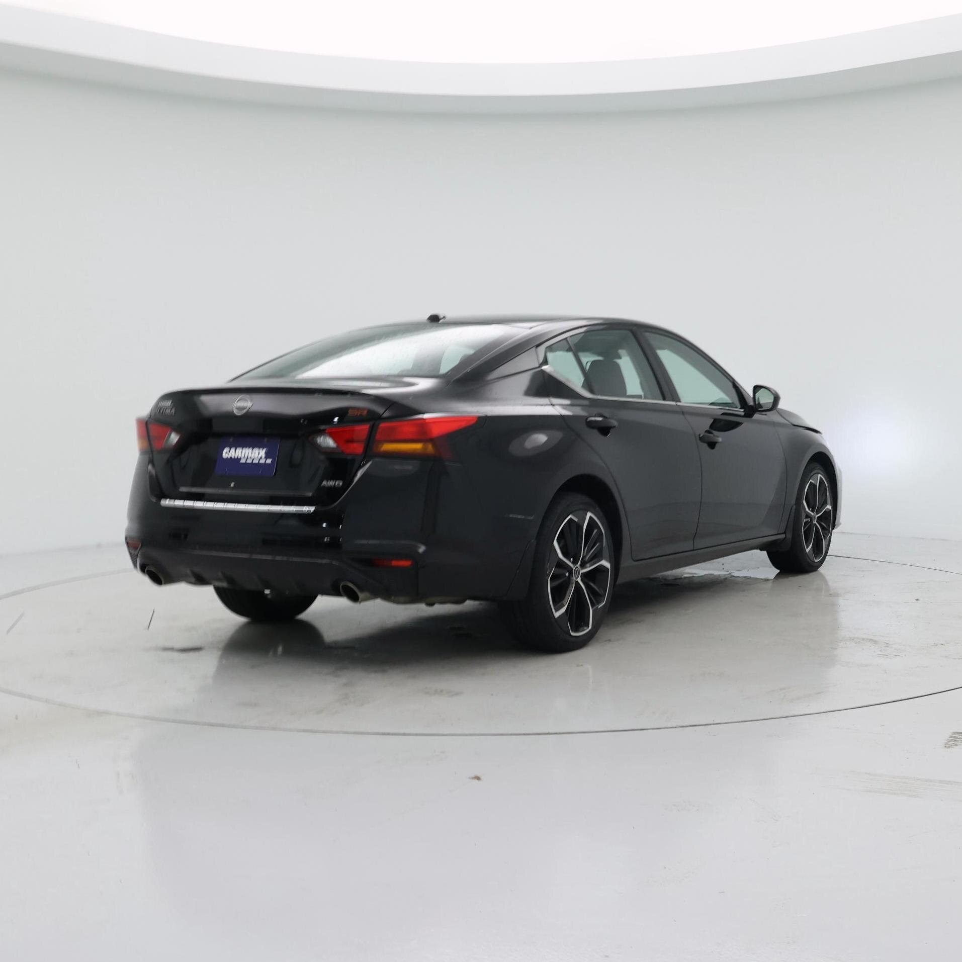 Thumbnail: 2023 Nissan Altima - 8