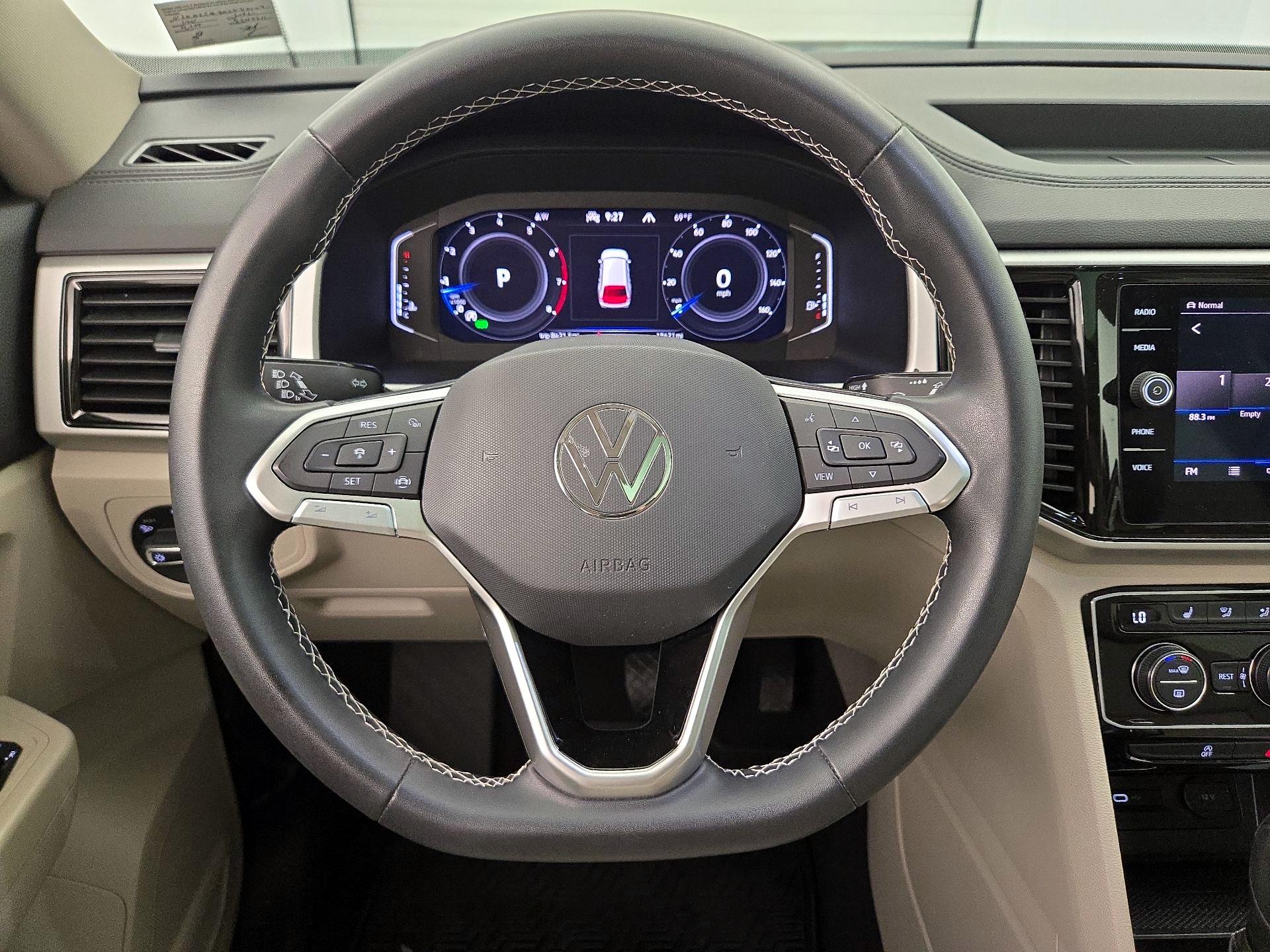 Thumbnail: 2022 Volkswagen Atlas - 10