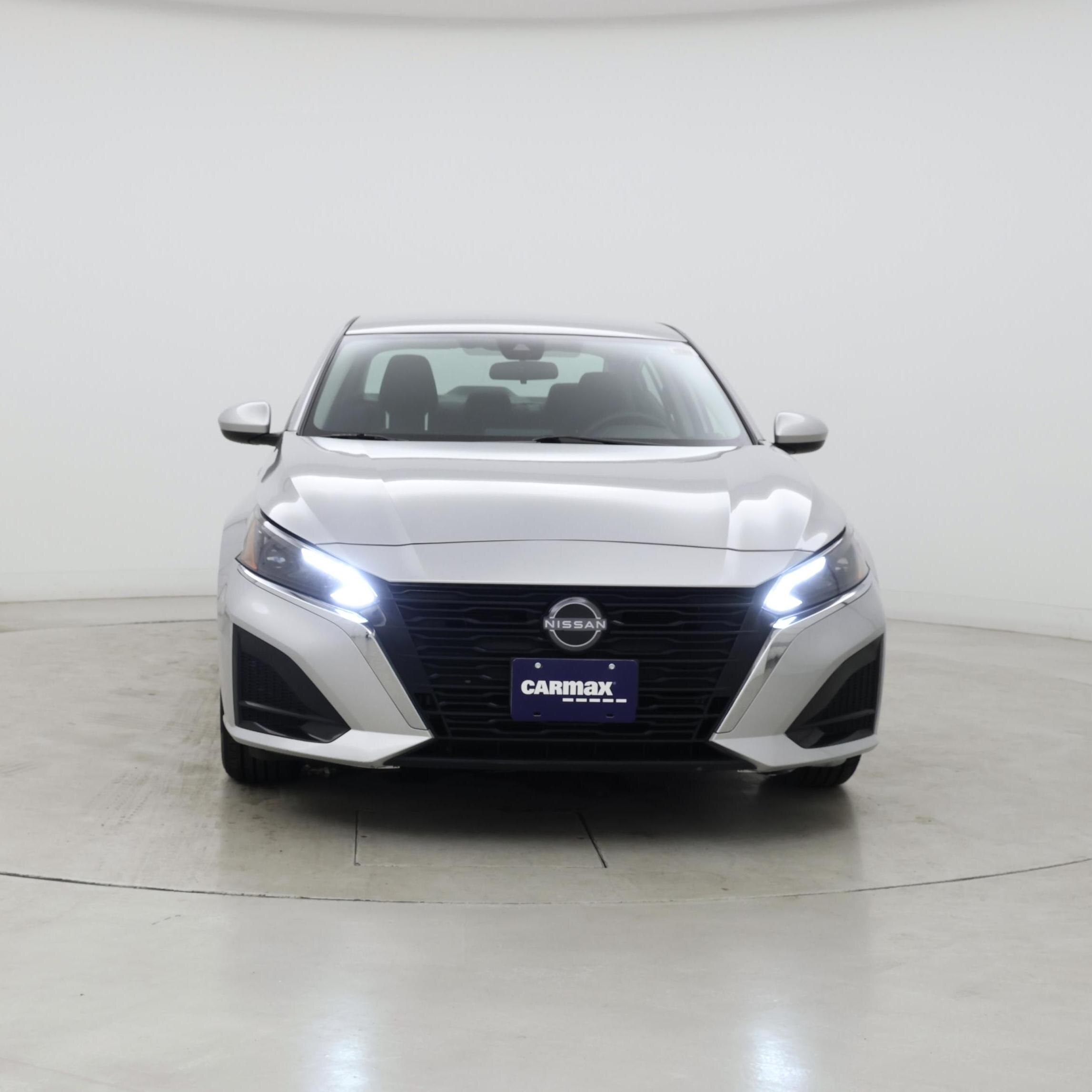 Thumbnail: 2023 Nissan Altima - 5