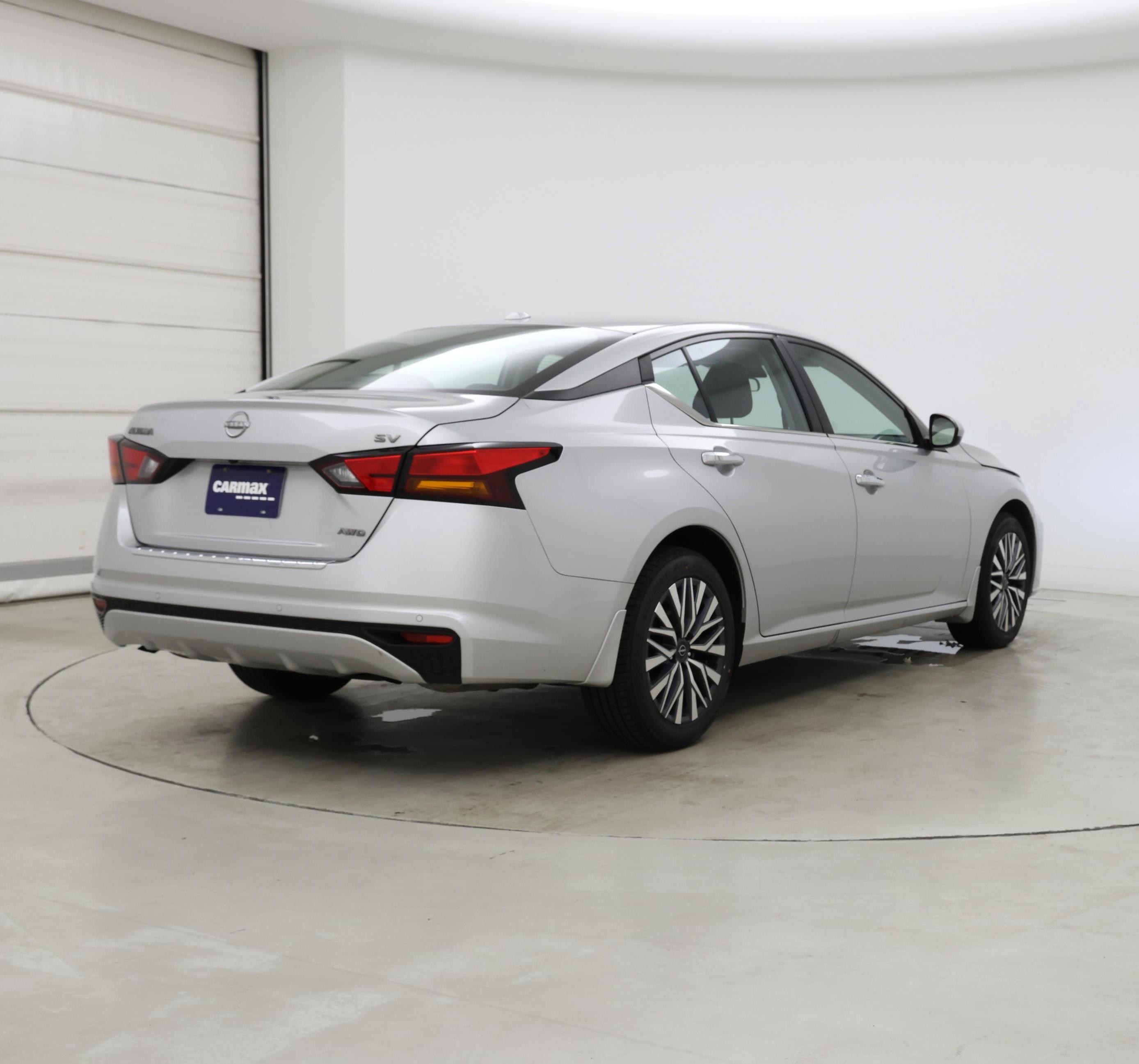 Thumbnail: 2023 Nissan Altima - 8