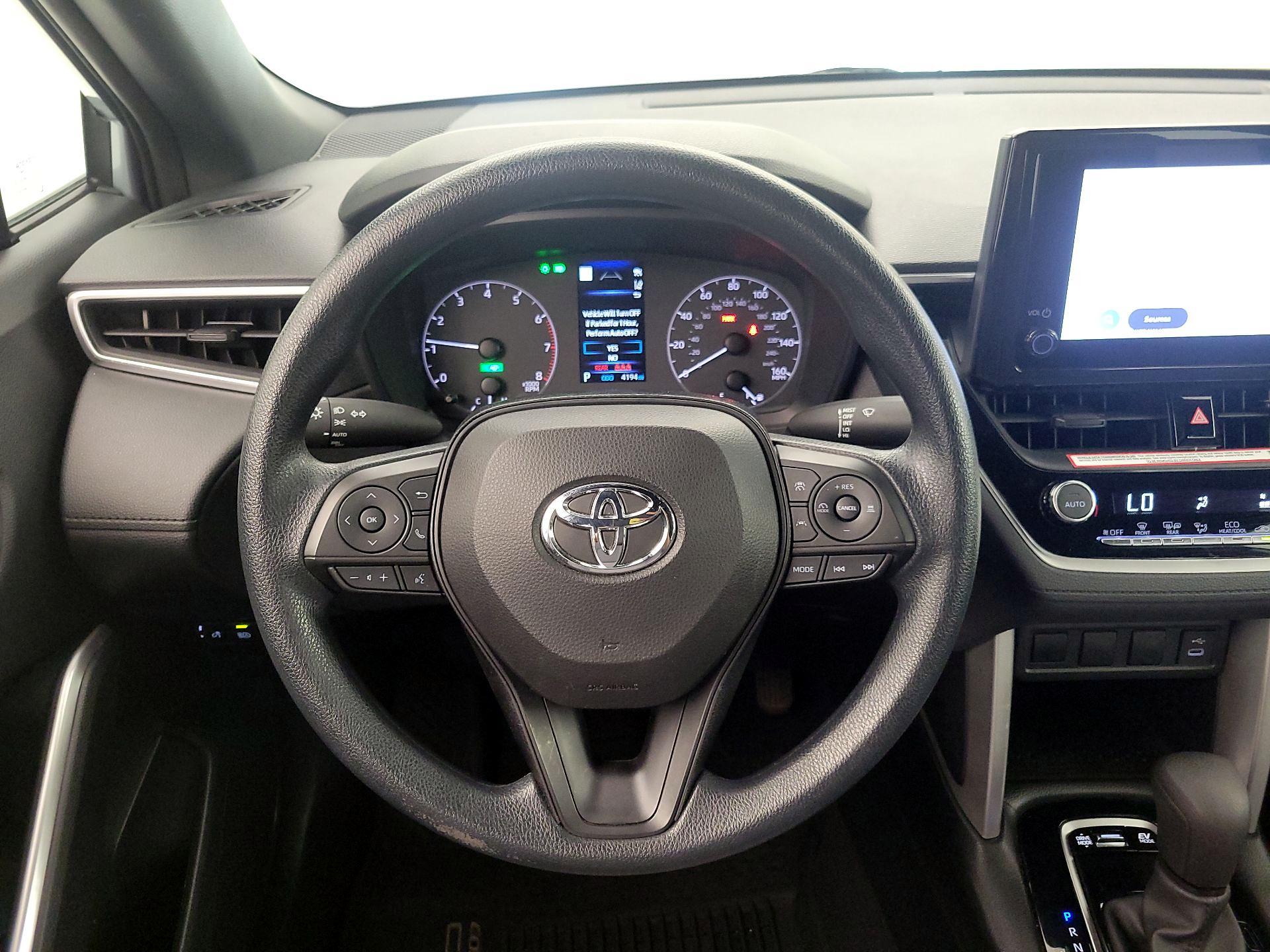 Thumbnail: 2023 Toyota Corolla Cross - 10