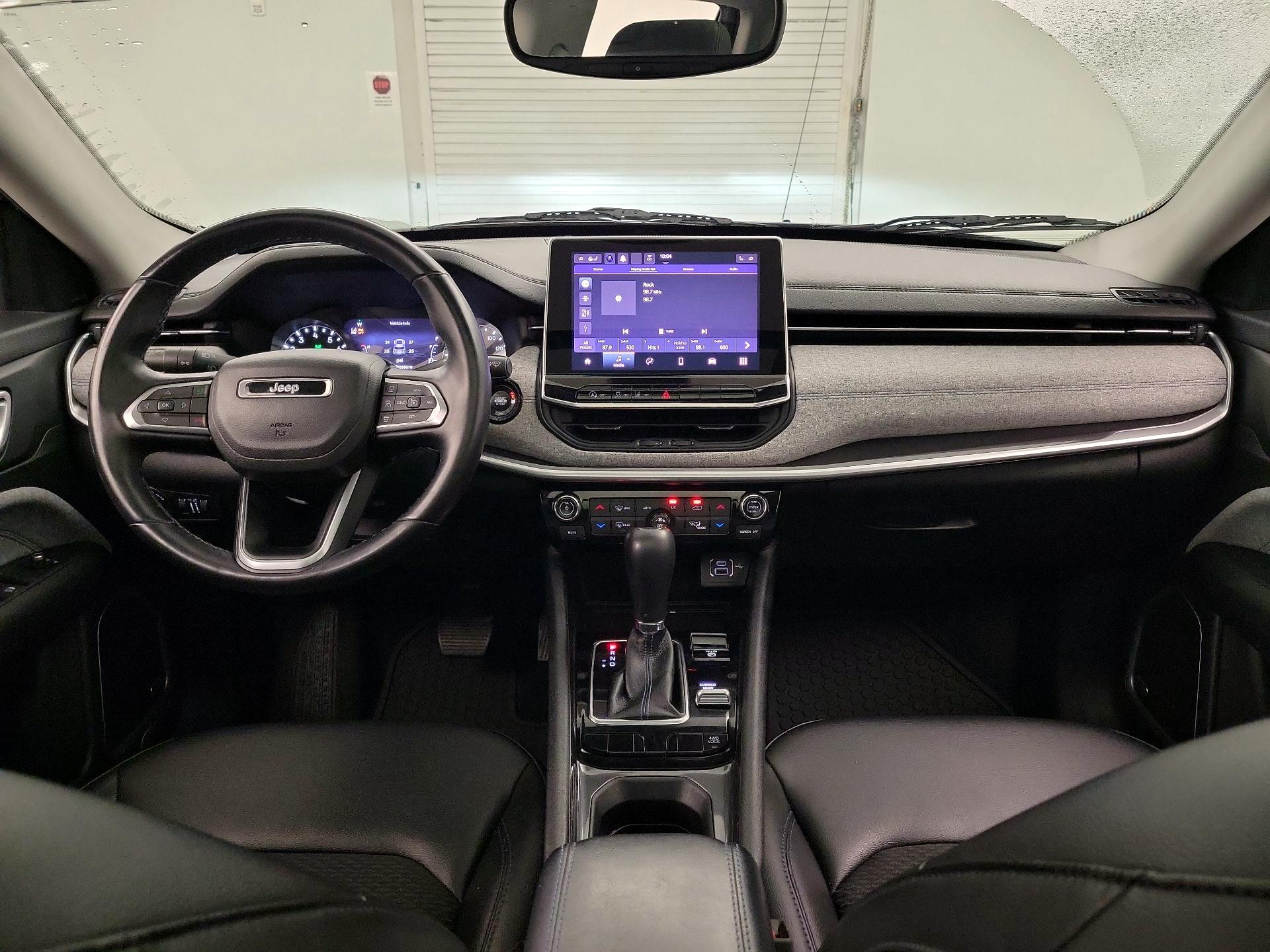 Thumbnail: 2022 Jeep Compass - 9