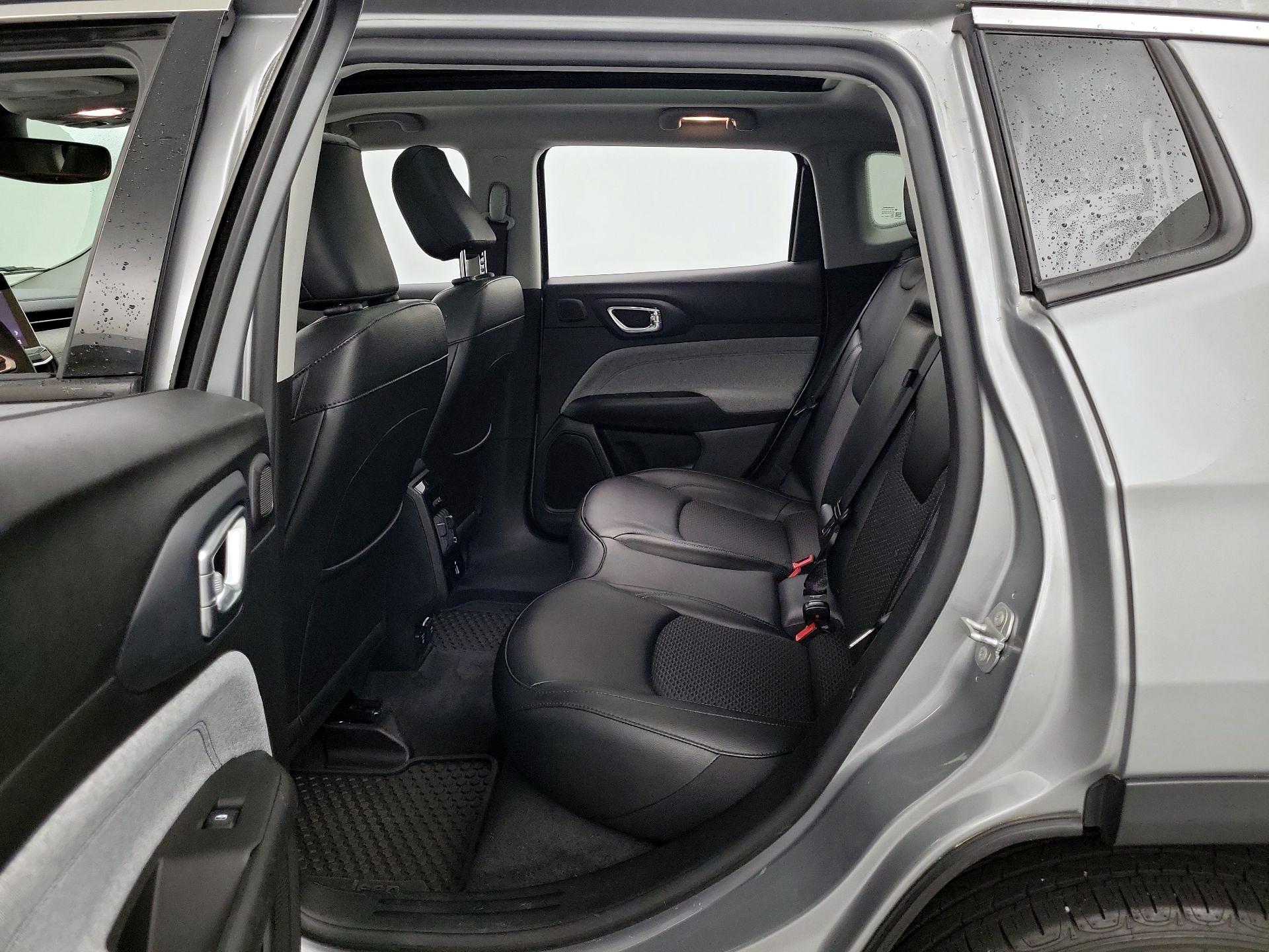 Thumbnail: 2022 Jeep Compass - 20
