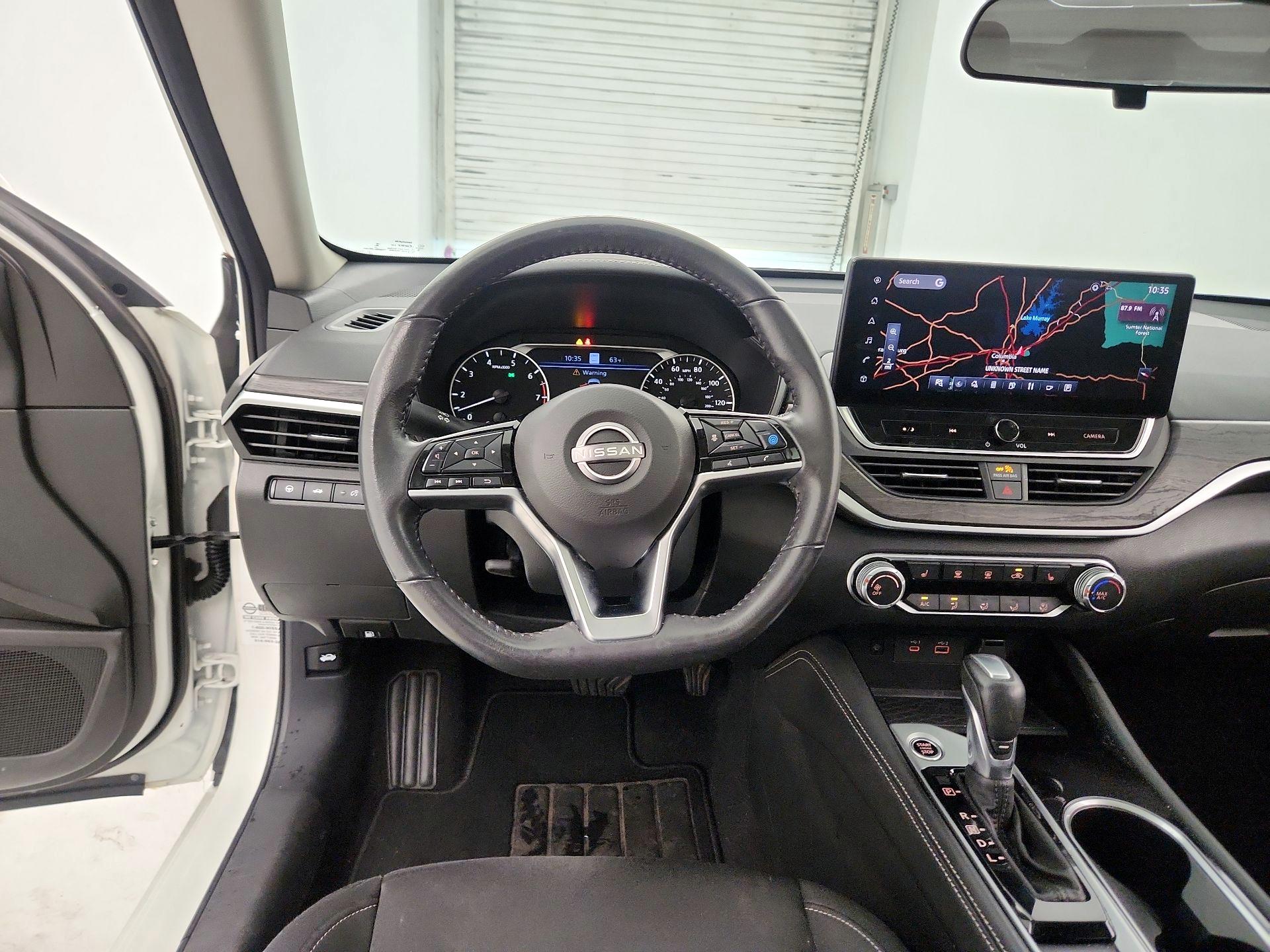 Thumbnail: 2023 Nissan Altima - 10