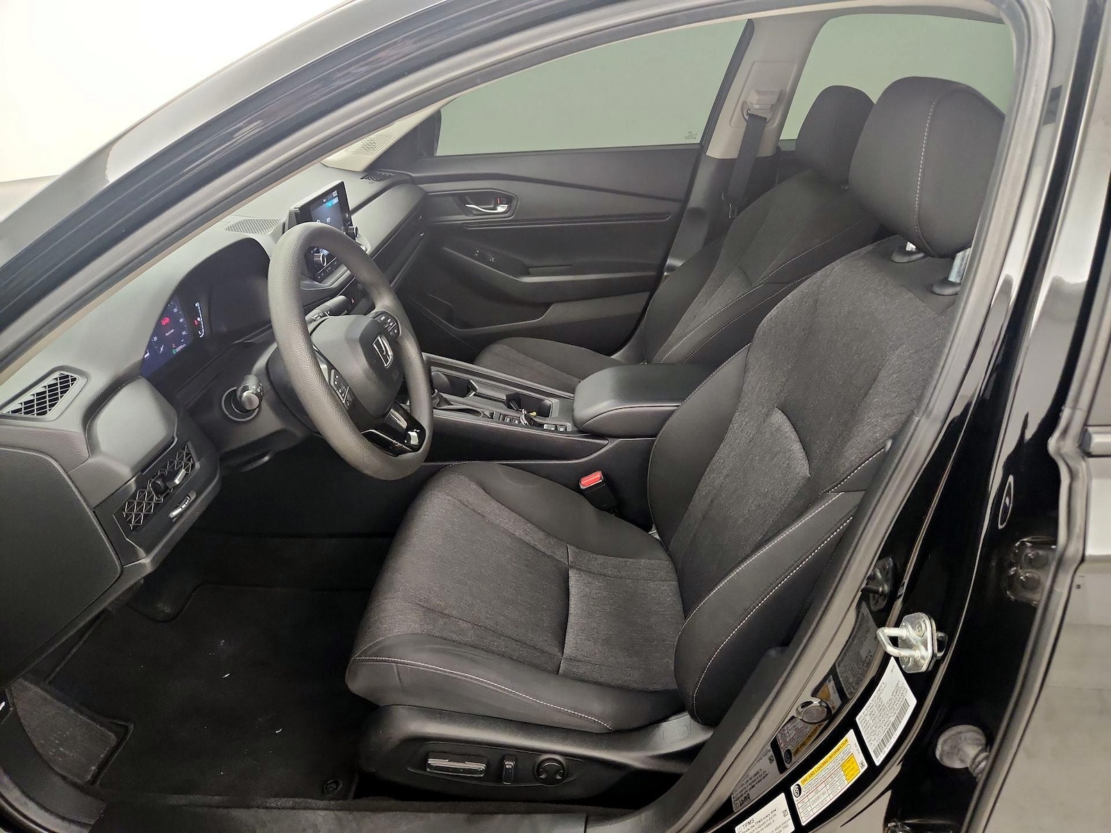 2023 Honda Accord EX - Photo 12