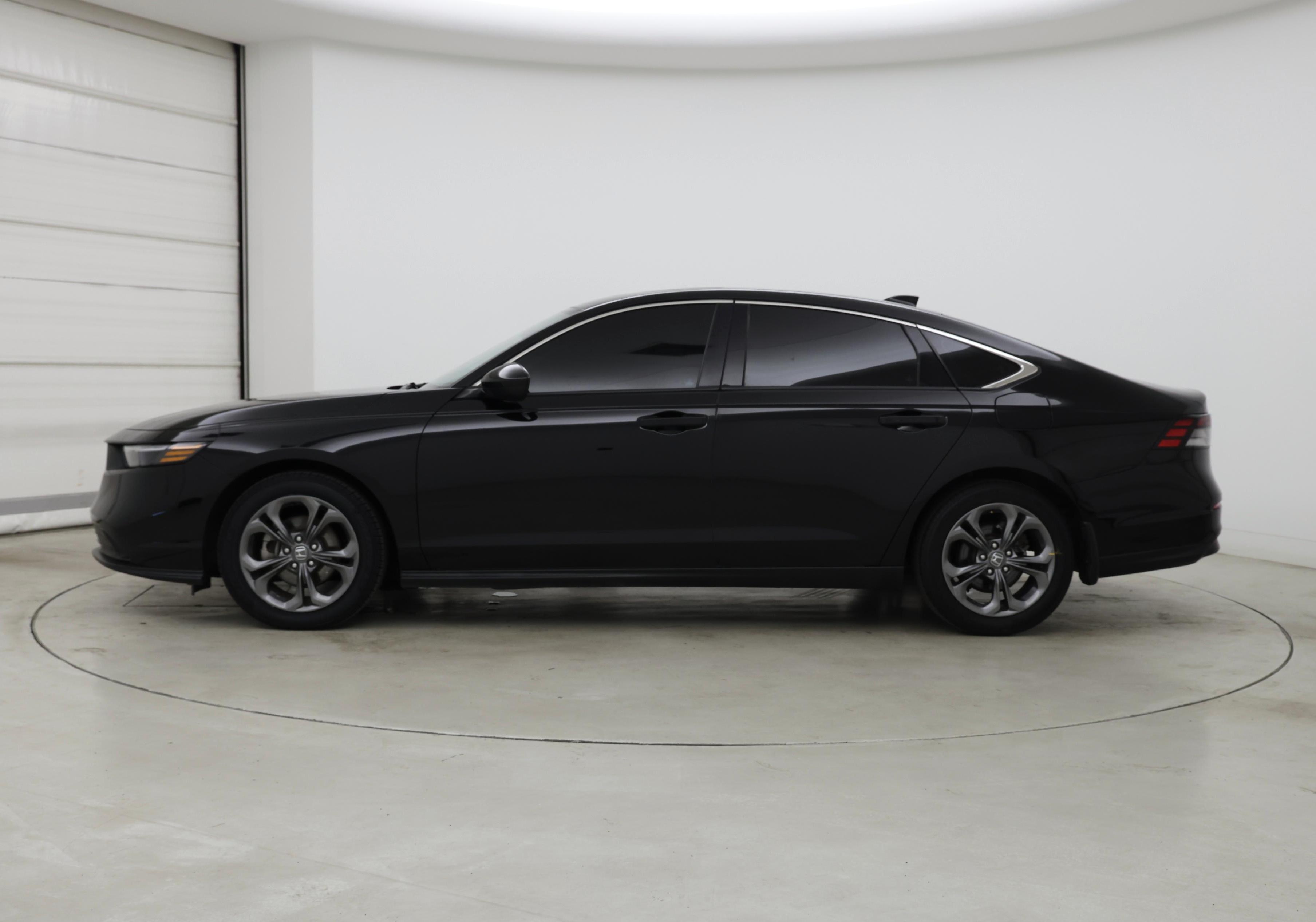 Thumbnail: 2023 Honda Accord - 3