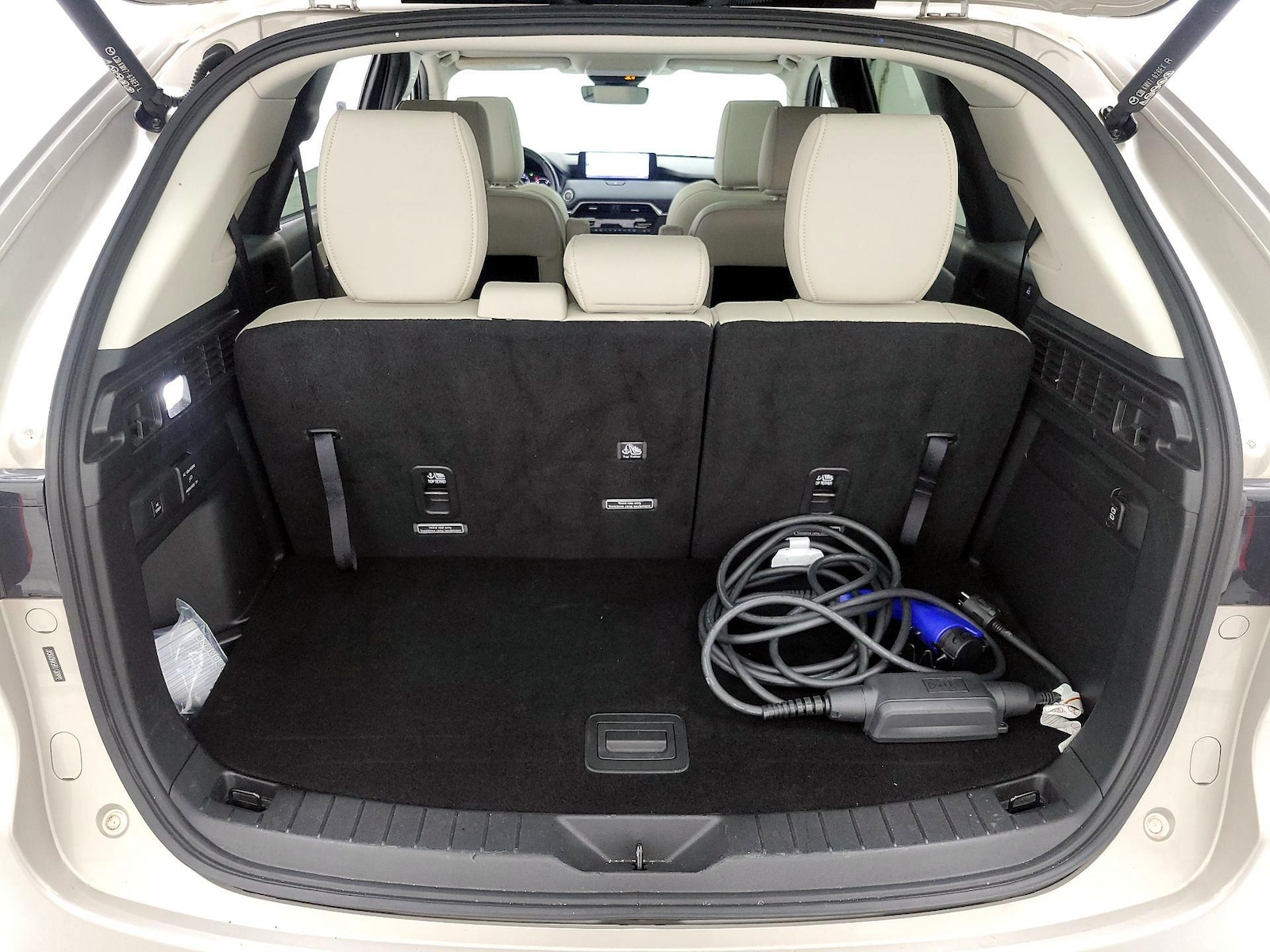 2024 Mazda CX-90 Premium Package - Photo 24