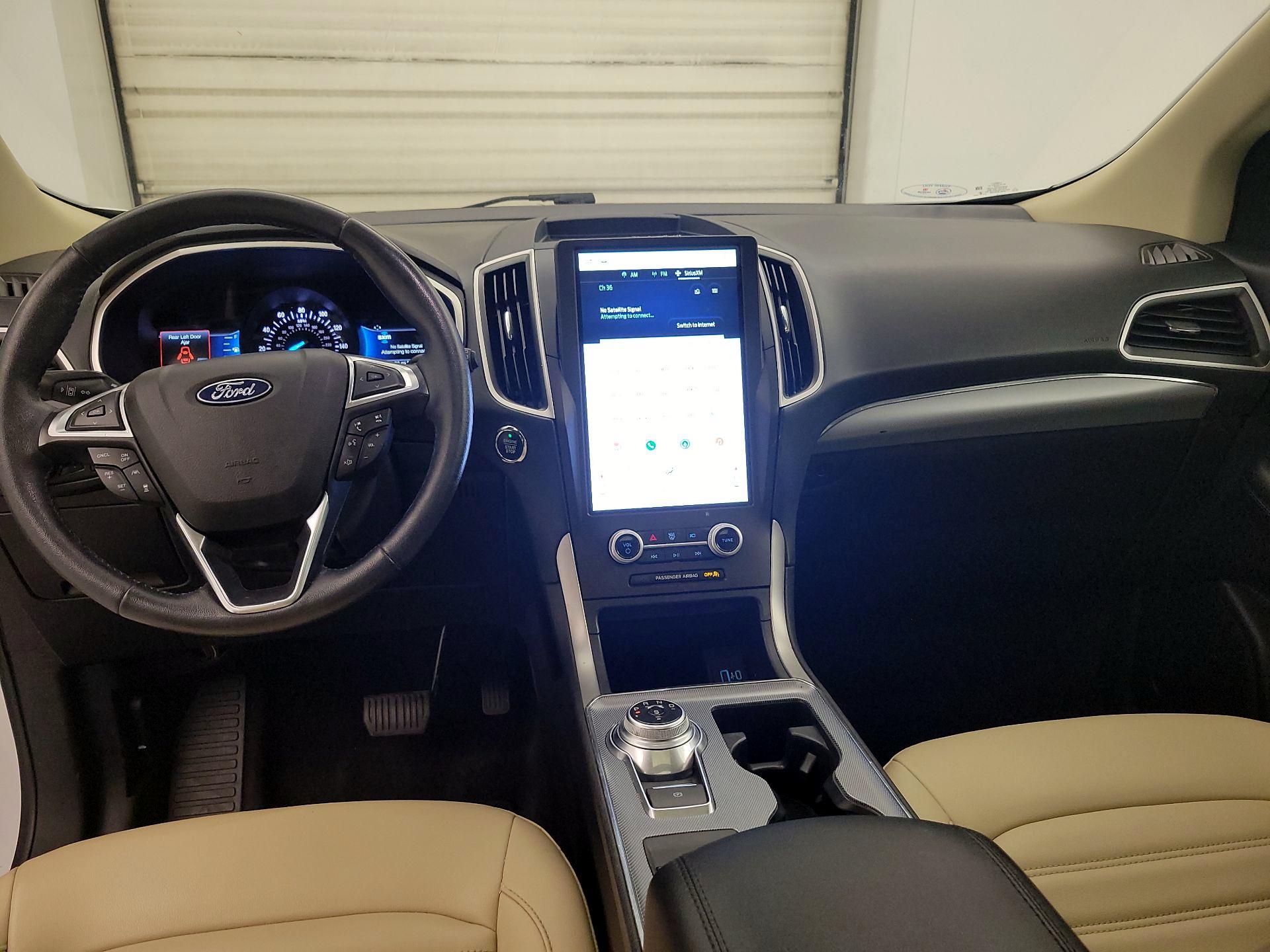 Thumbnail: 2021 Ford Edge - 9