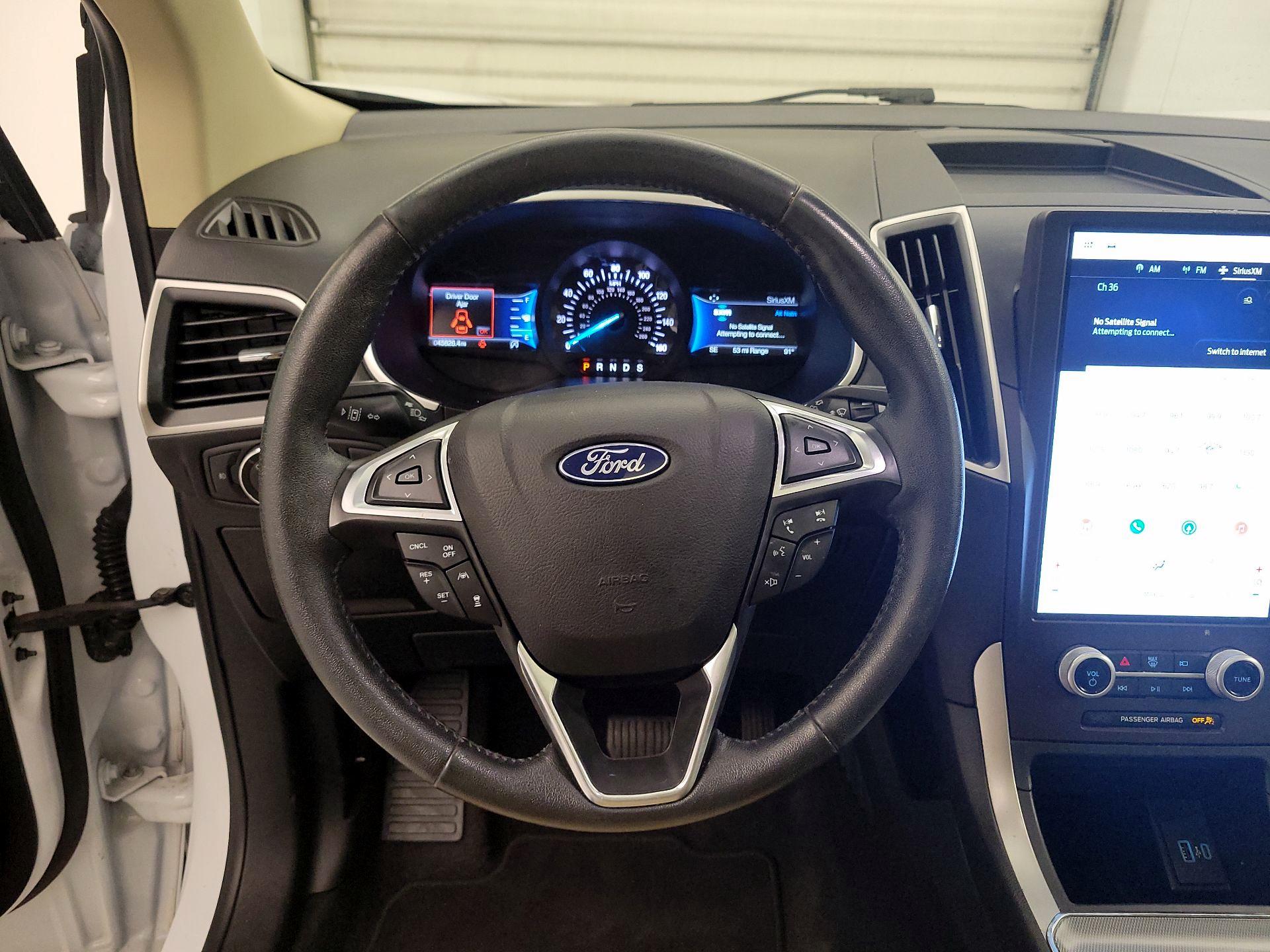 Thumbnail: 2021 Ford Edge - 10
