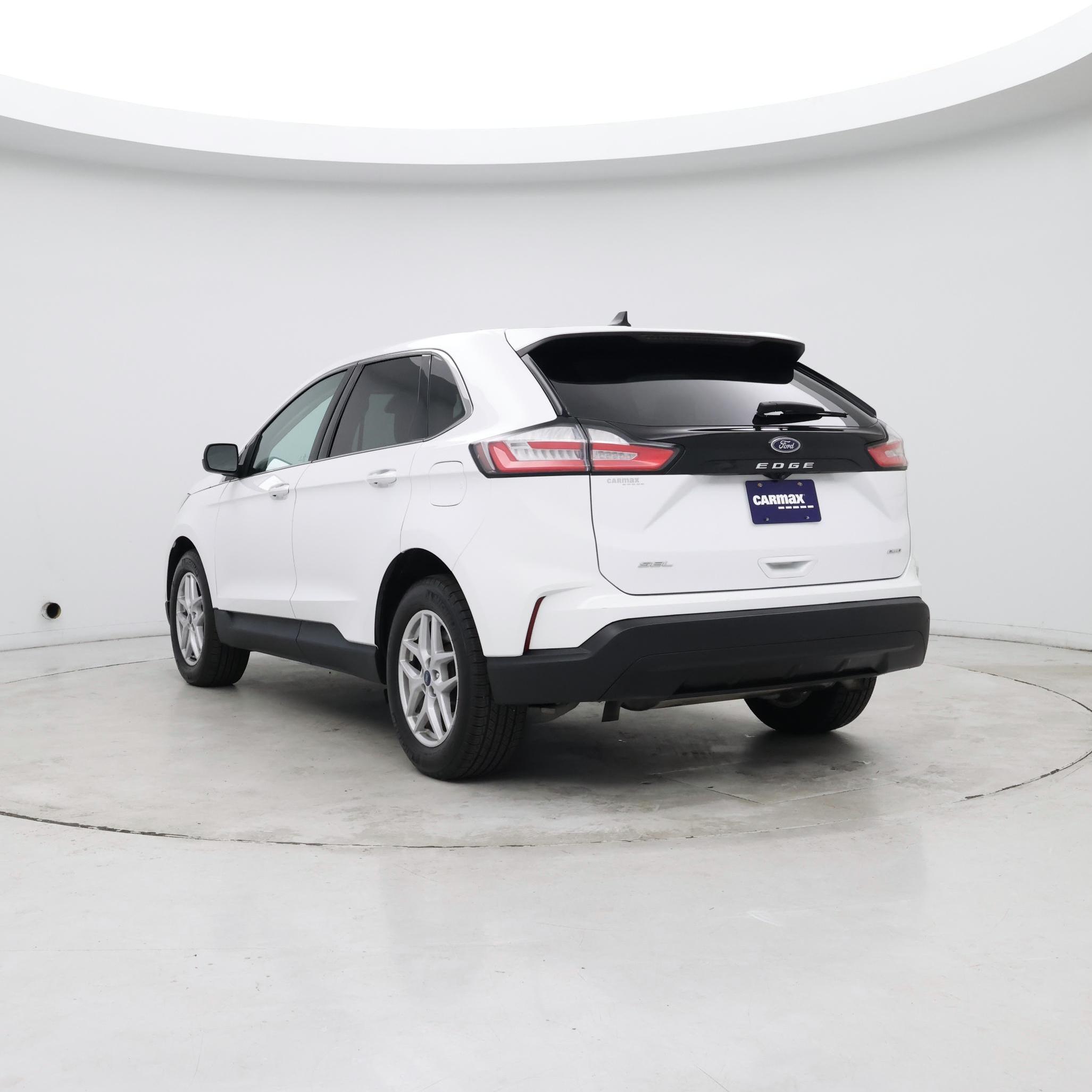 Thumbnail: 2021 Ford Edge - 2