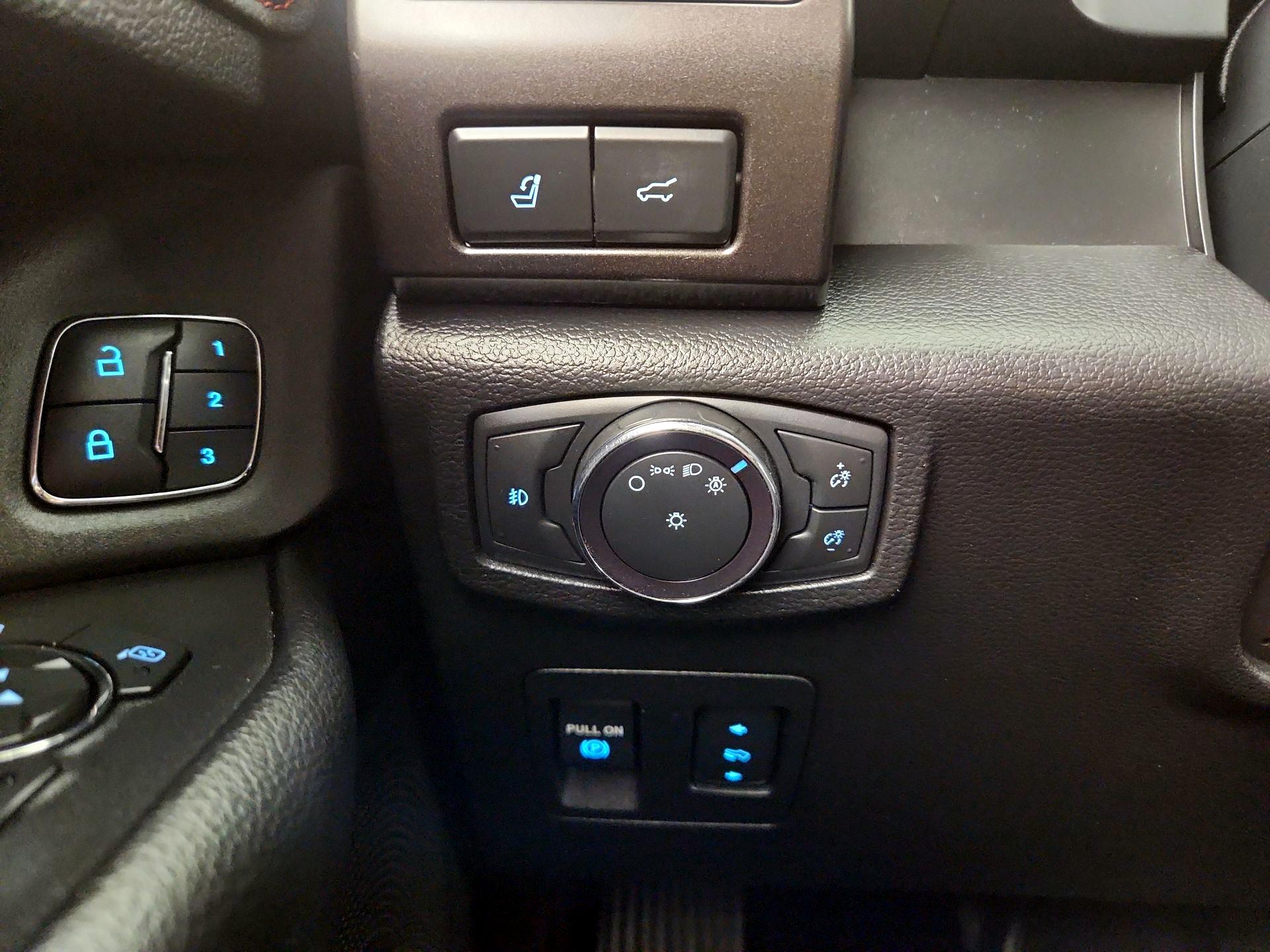 Thumbnail: 2021 Ford Expedition - 13
