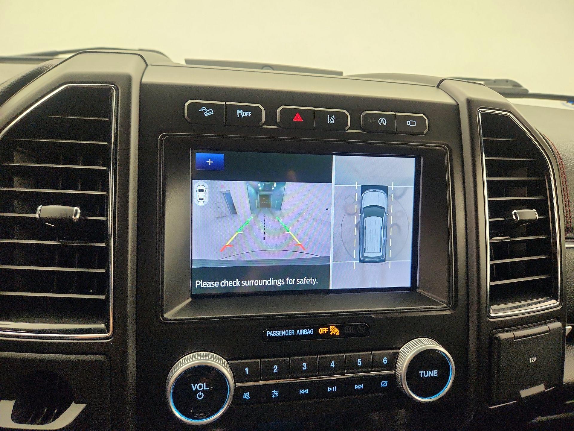 Thumbnail: 2021 Ford Expedition - 14