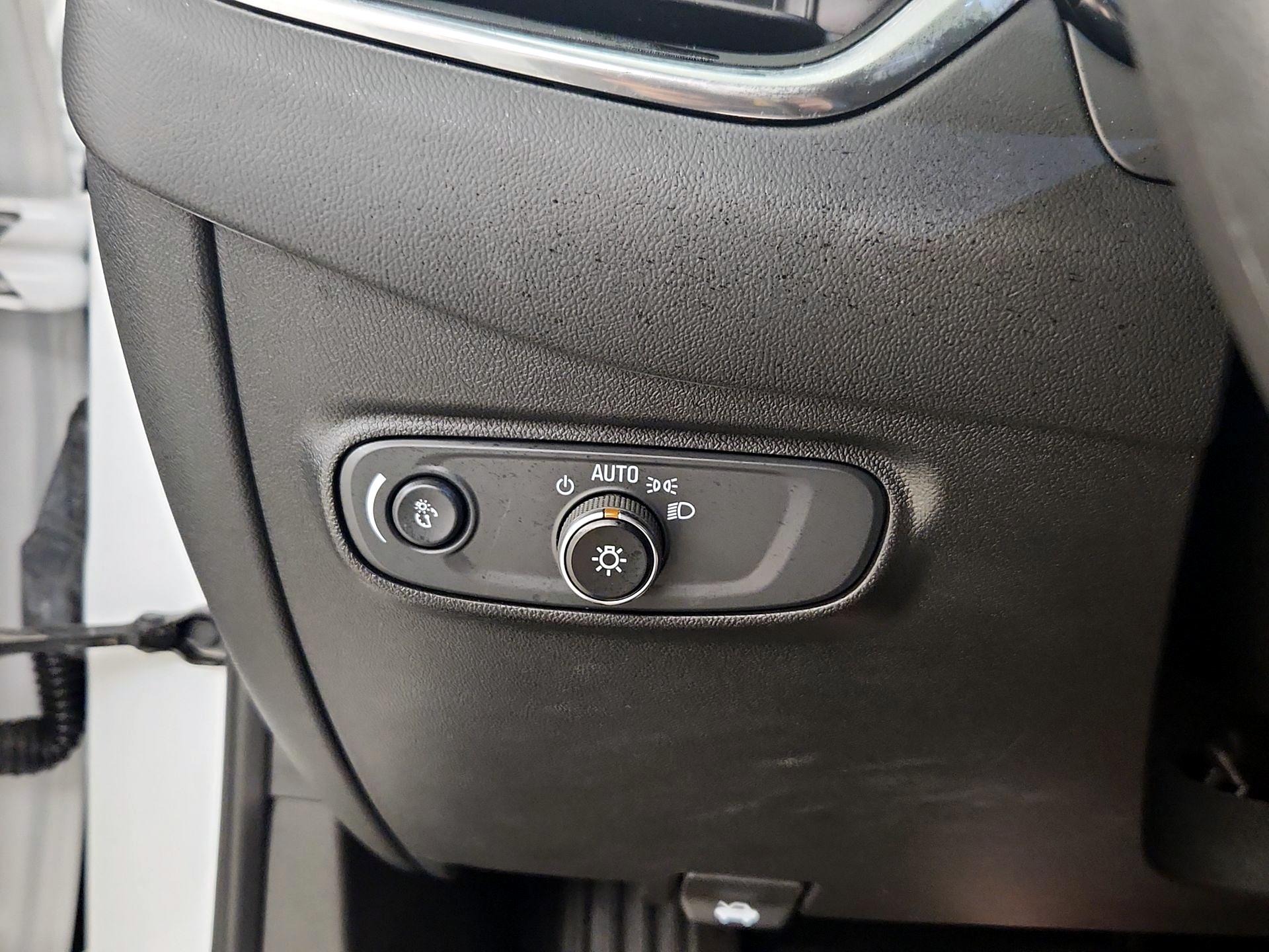 Thumbnail: 2021 Chevrolet Equinox - 13
