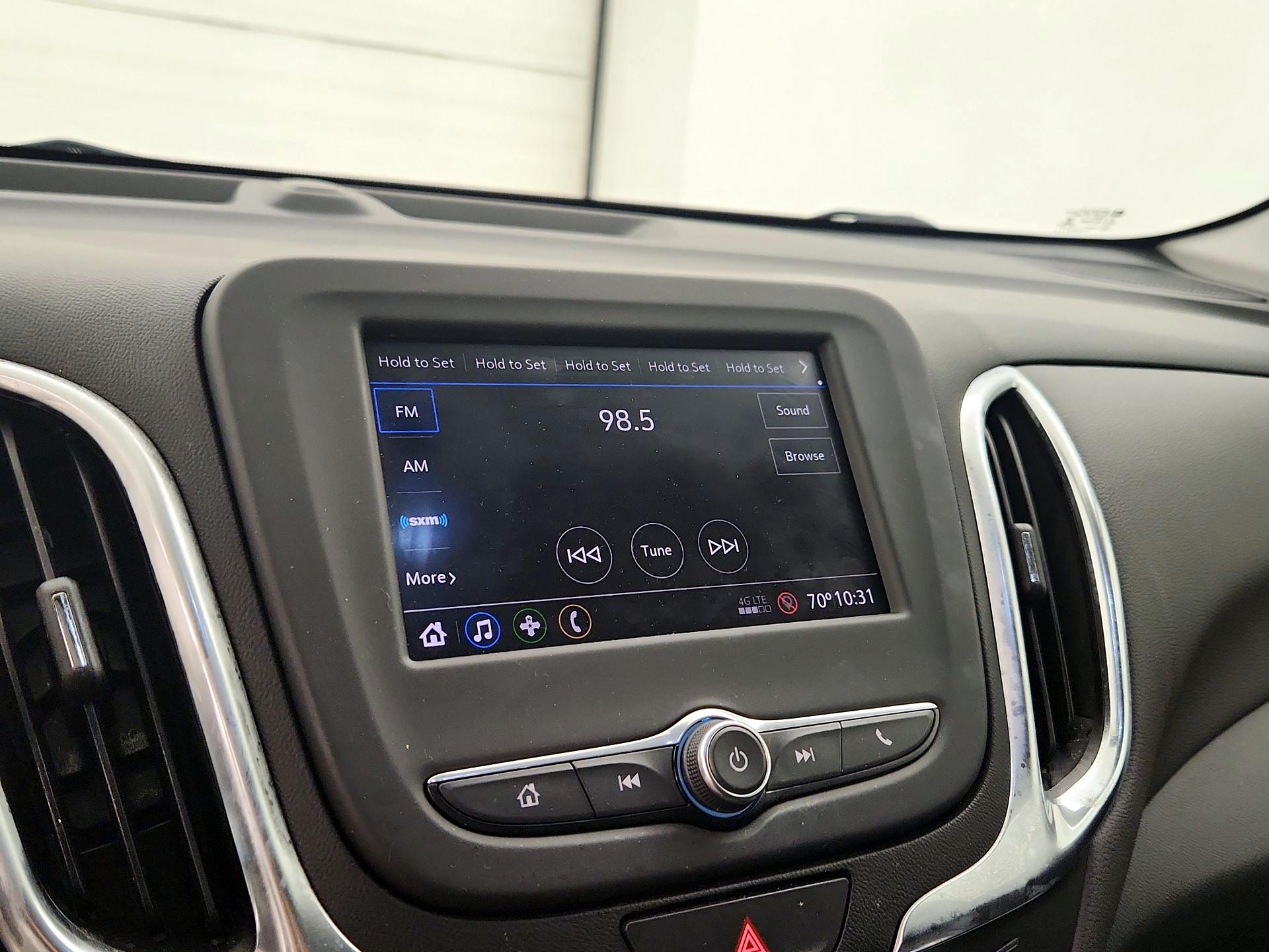 Thumbnail: 2021 Chevrolet Equinox - 15