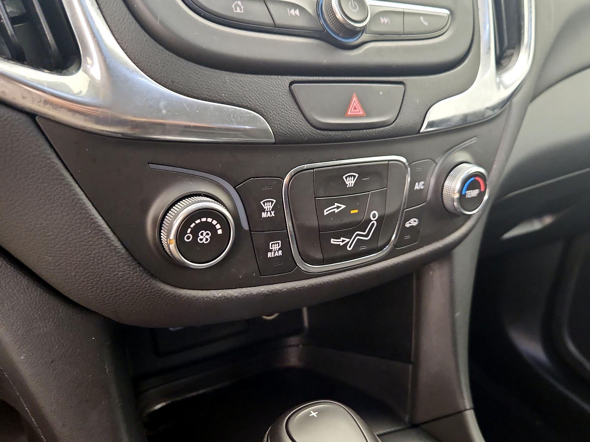 Thumbnail: 2021 Chevrolet Equinox - 16